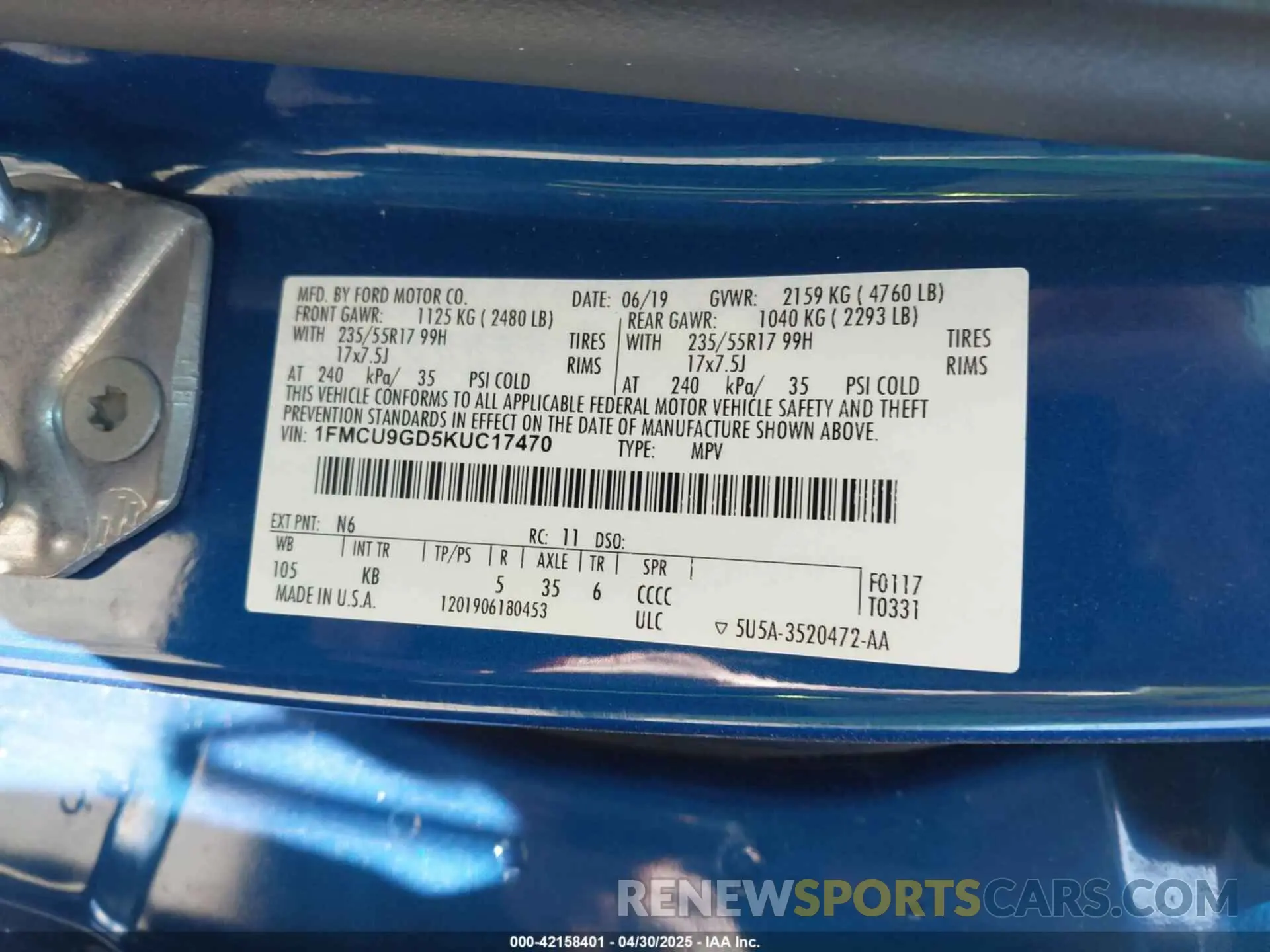 9 fotografías del automóvil dañado 1FMCU9GD5KUC17470 FORD ESCAPE 2019