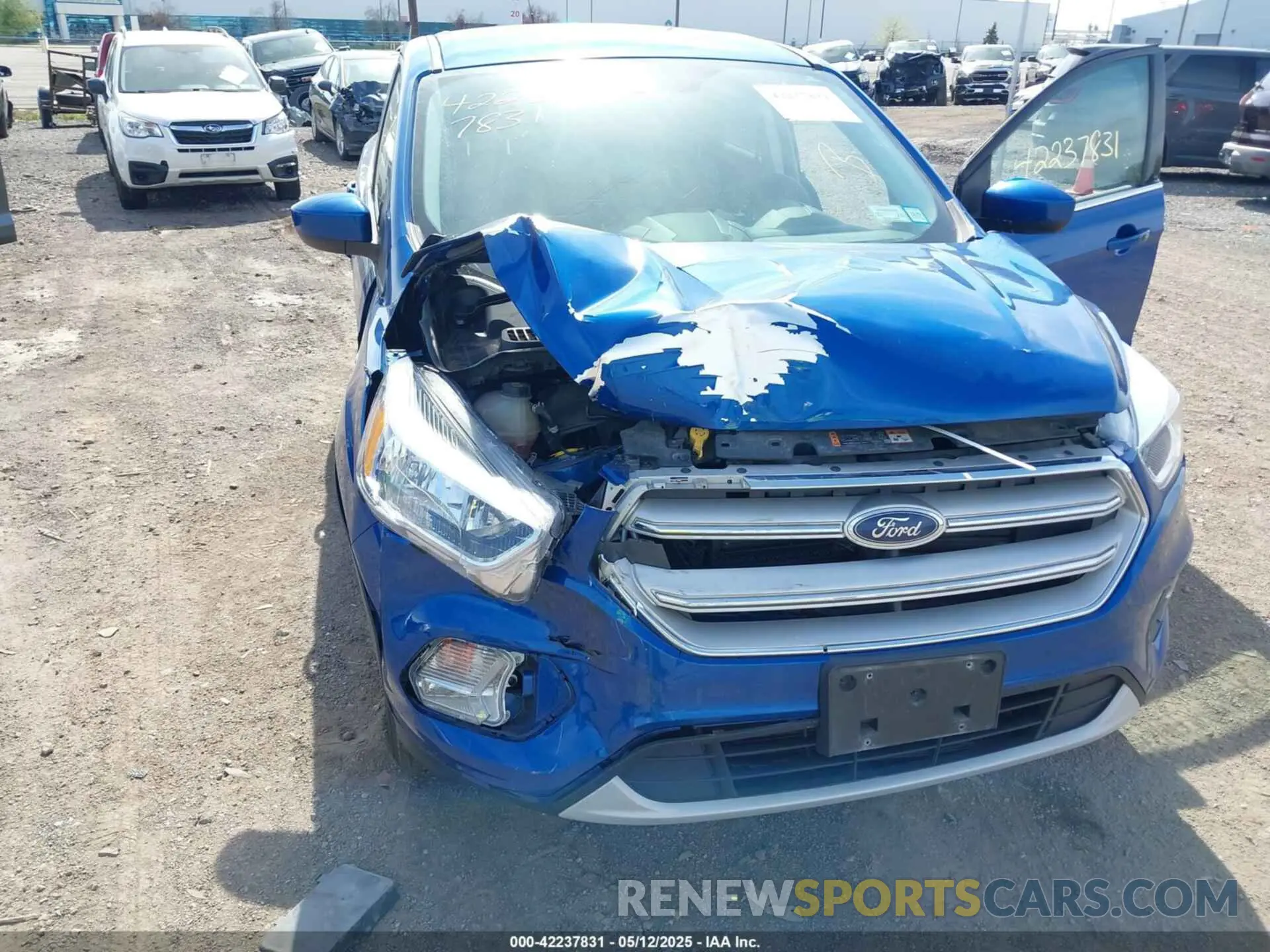 6 fotografías del automóvil dañado 1FMCU9GD5KUC48900 FORD ESCAPE 2019