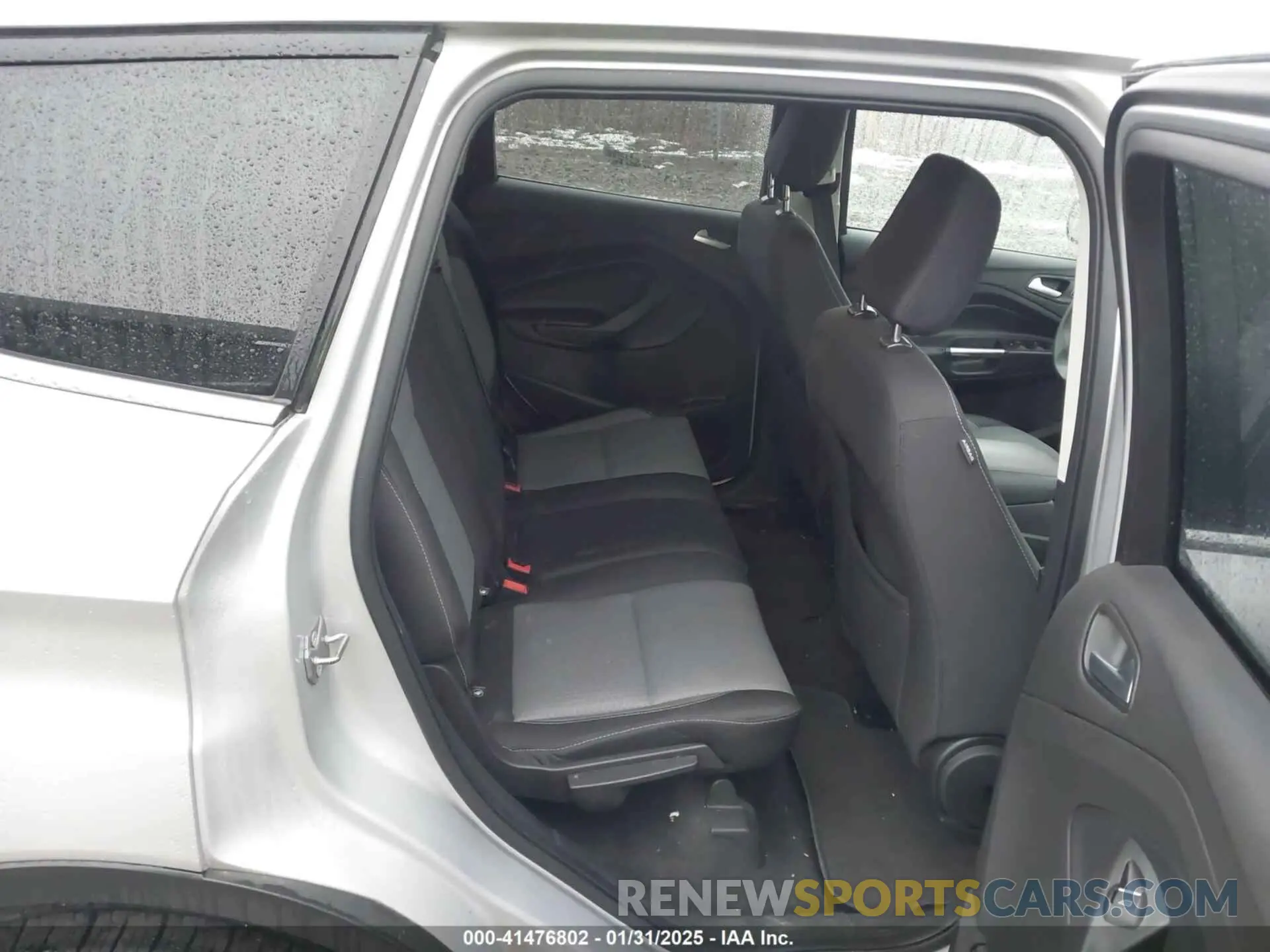 8 fotografías del automóvil dañado 1FMCU9GD6KUB22822 FORD ESCAPE 2019