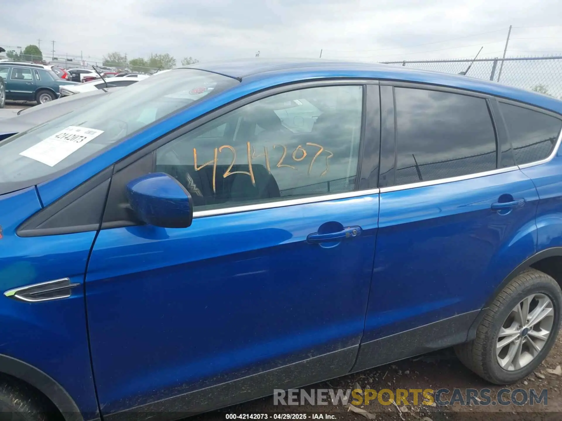 15 fotografías del automóvil dañado 1FMCU9GD6KUB53780 FORD ESCAPE 2019
