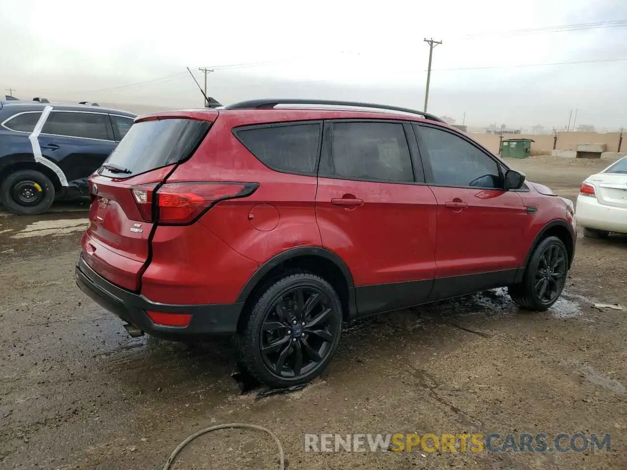 3 fotografías del automóvil dañado 1FMCU9GD6KUB78775 FORD ESCAPE 2019