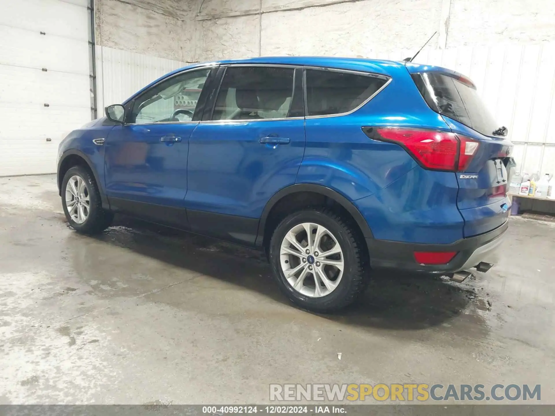 3 fotografías del automóvil dañado 1FMCU9GD6KUC35377 FORD ESCAPE 2019