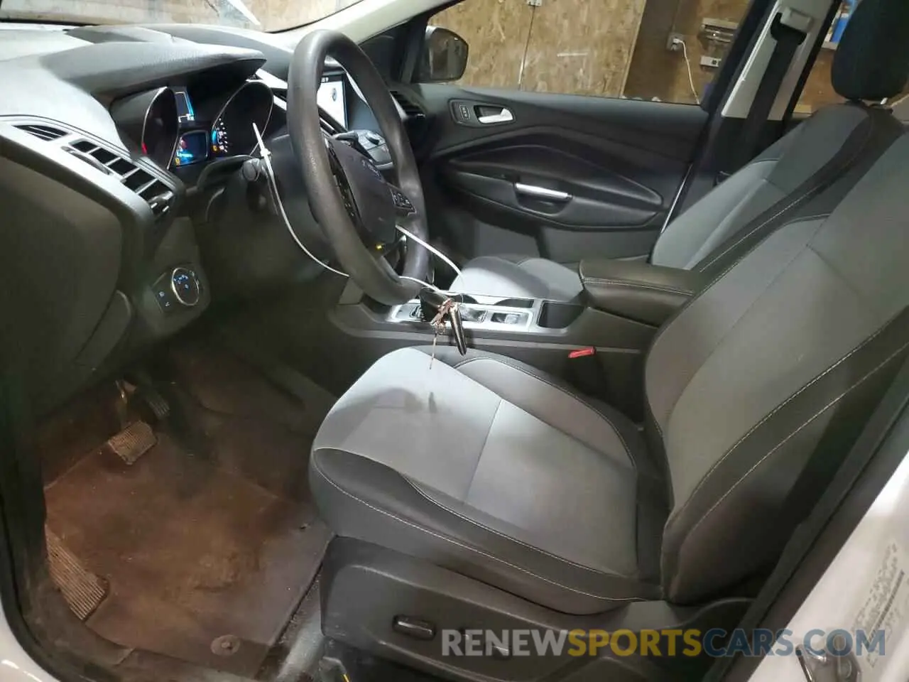 7 fotografías del automóvil dañado 1FMCU9GD7KUB19086 FORD ESCAPE 2019