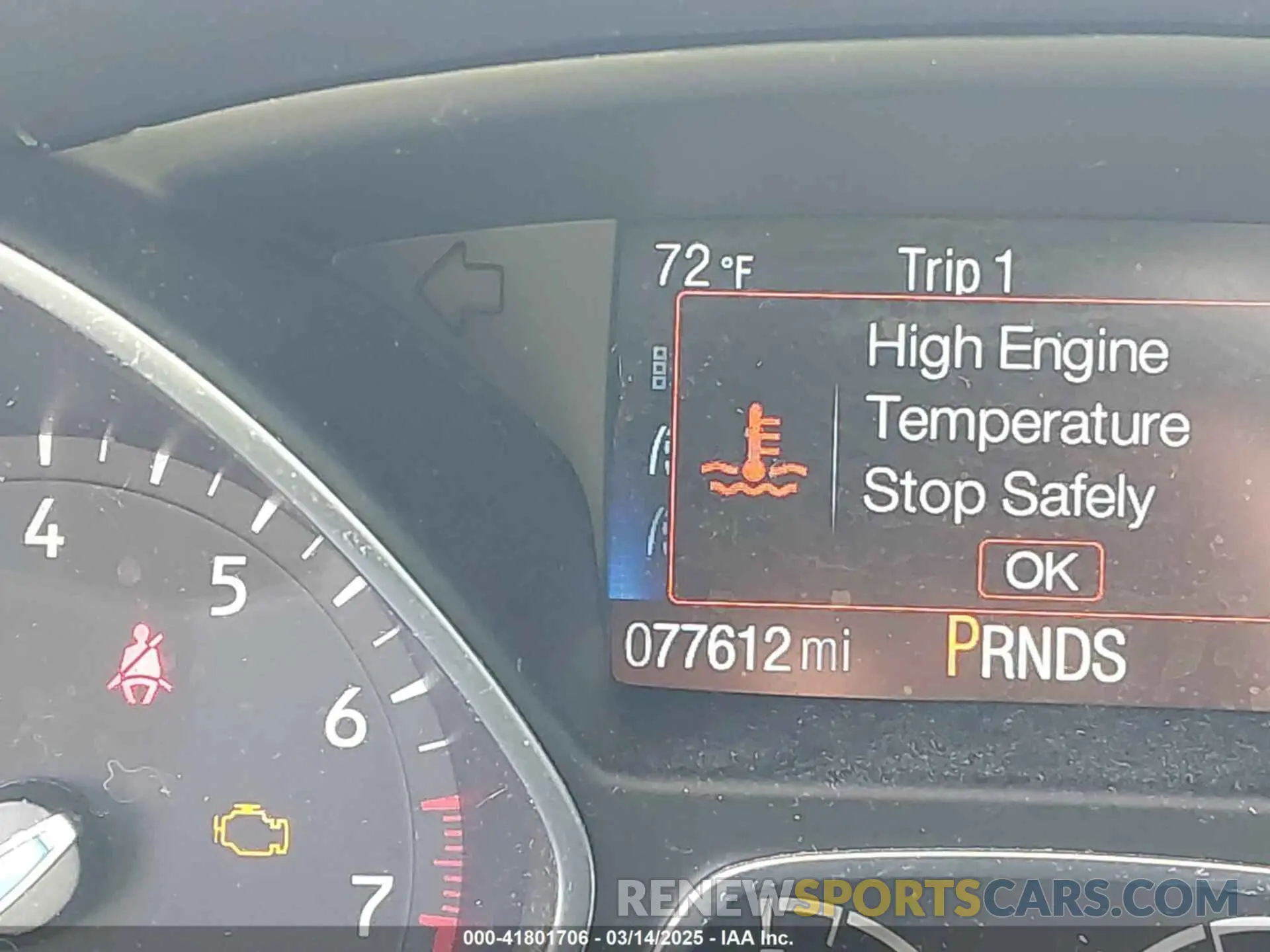 15 fotografías del automóvil dañado 1FMCU9GD7KUB44070 FORD ESCAPE 2019