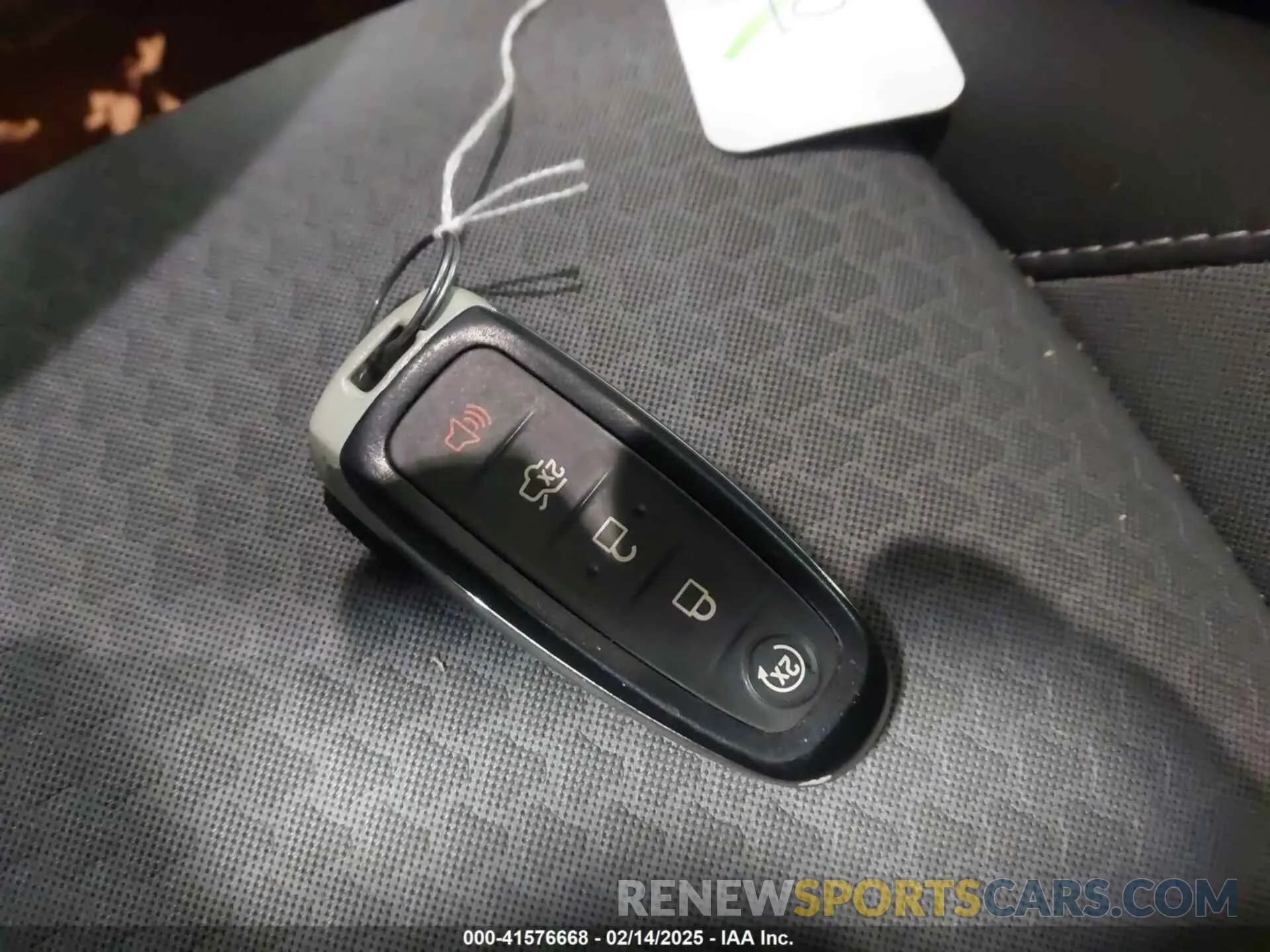 11 fotografías del automóvil dañado 1FMCU9GD7KUC34075 FORD ESCAPE 2019