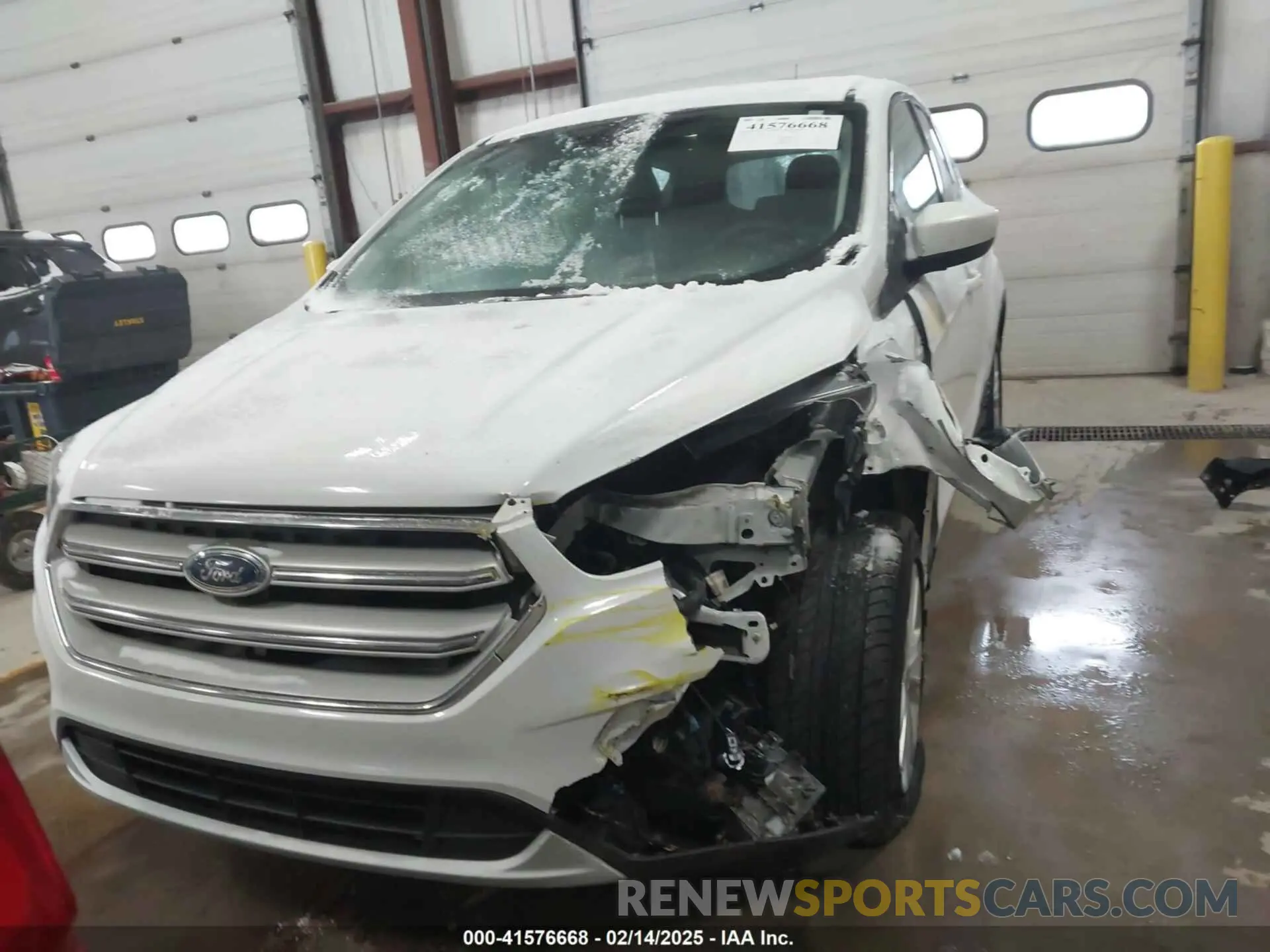 12 fotografías del automóvil dañado 1FMCU9GD7KUC34075 FORD ESCAPE 2019