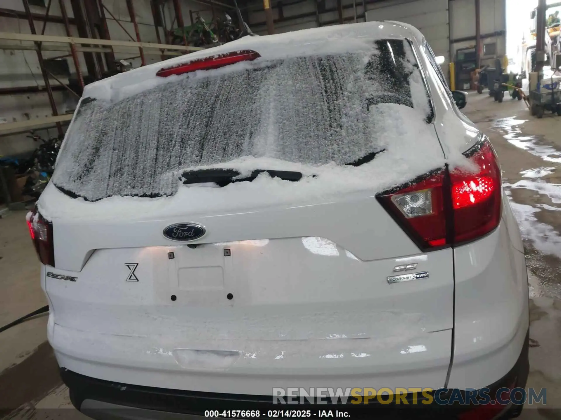 16 fotografías del automóvil dañado 1FMCU9GD7KUC34075 FORD ESCAPE 2019