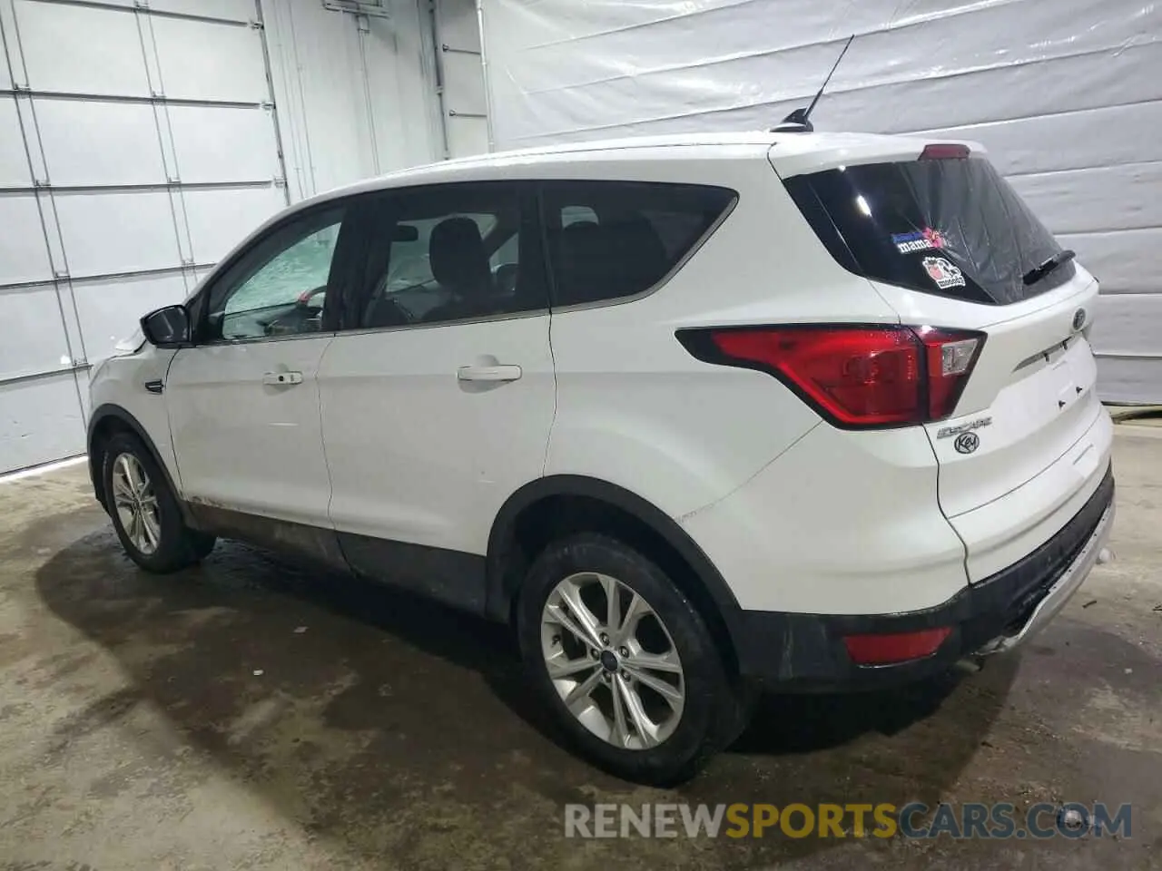 2 fotografías del automóvil dañado 1FMCU9GD8KUA86552 FORD ESCAPE 2019