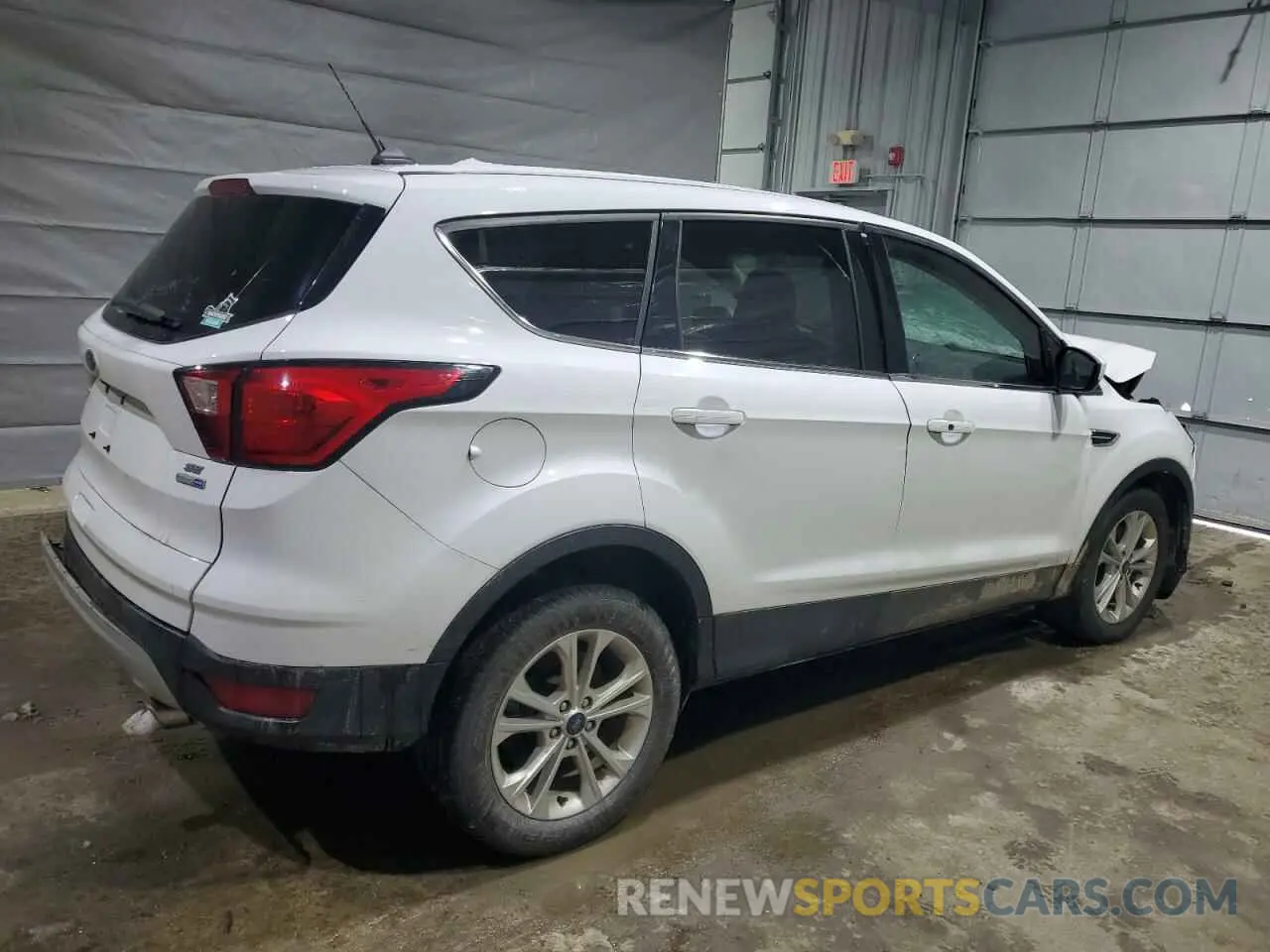 3 fotografías del automóvil dañado 1FMCU9GD8KUA86552 FORD ESCAPE 2019