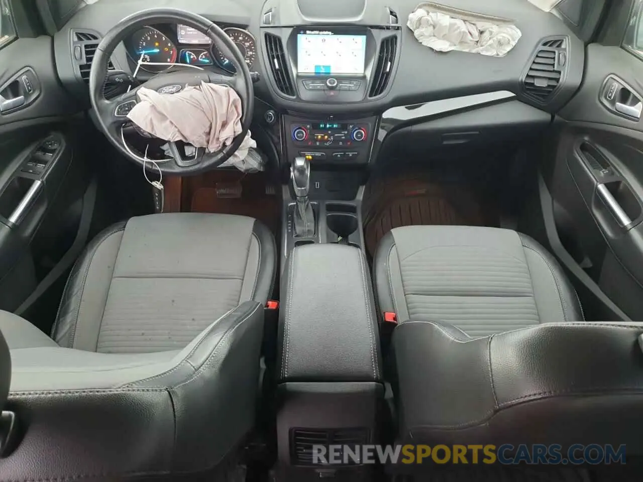 8 fotografías del automóvil dañado 1FMCU9GD8KUB09943 FORD ESCAPE 2019