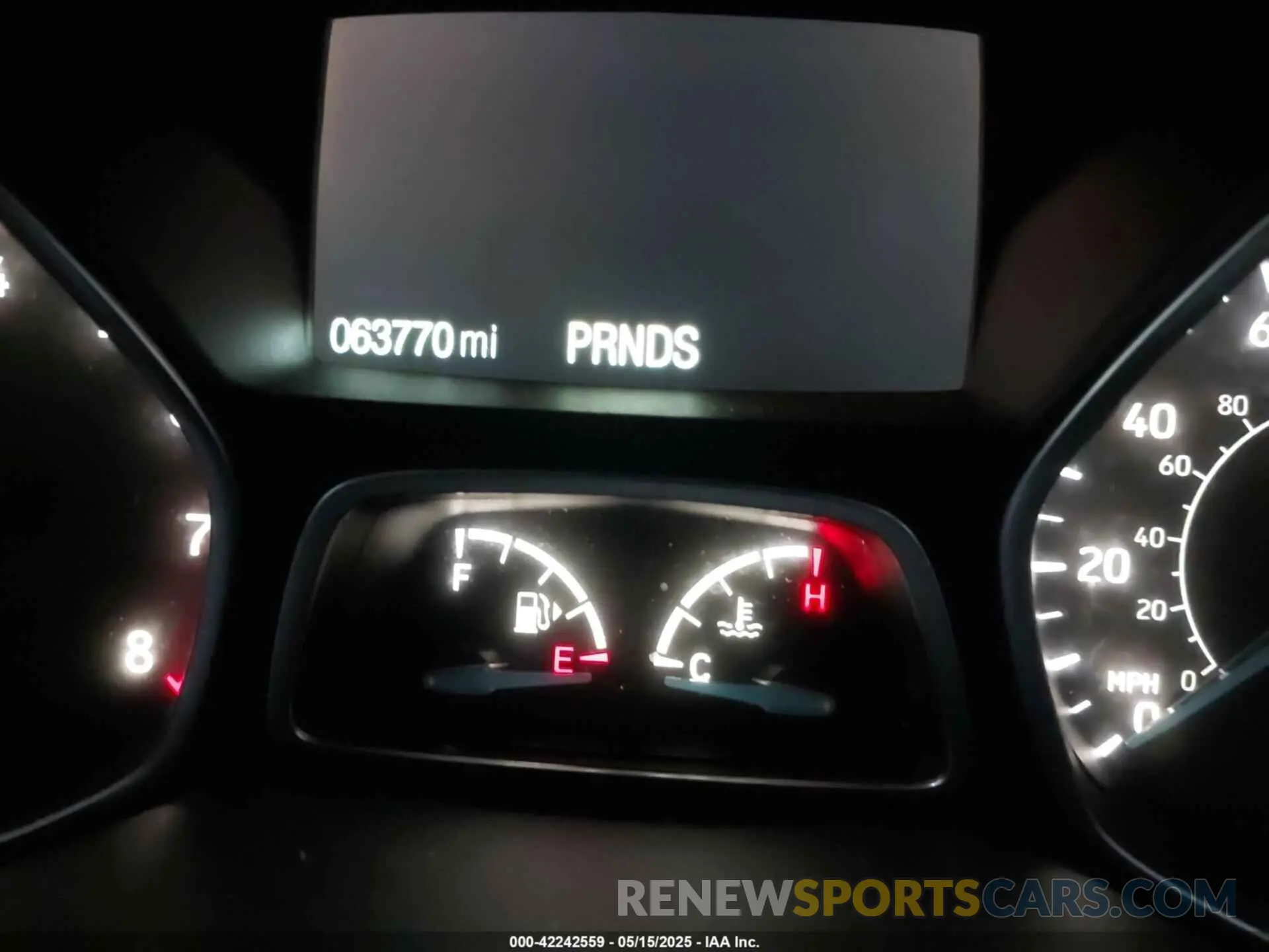16 fotografías del automóvil dañado 1FMCU9GD8KUB27830 FORD ESCAPE 2019