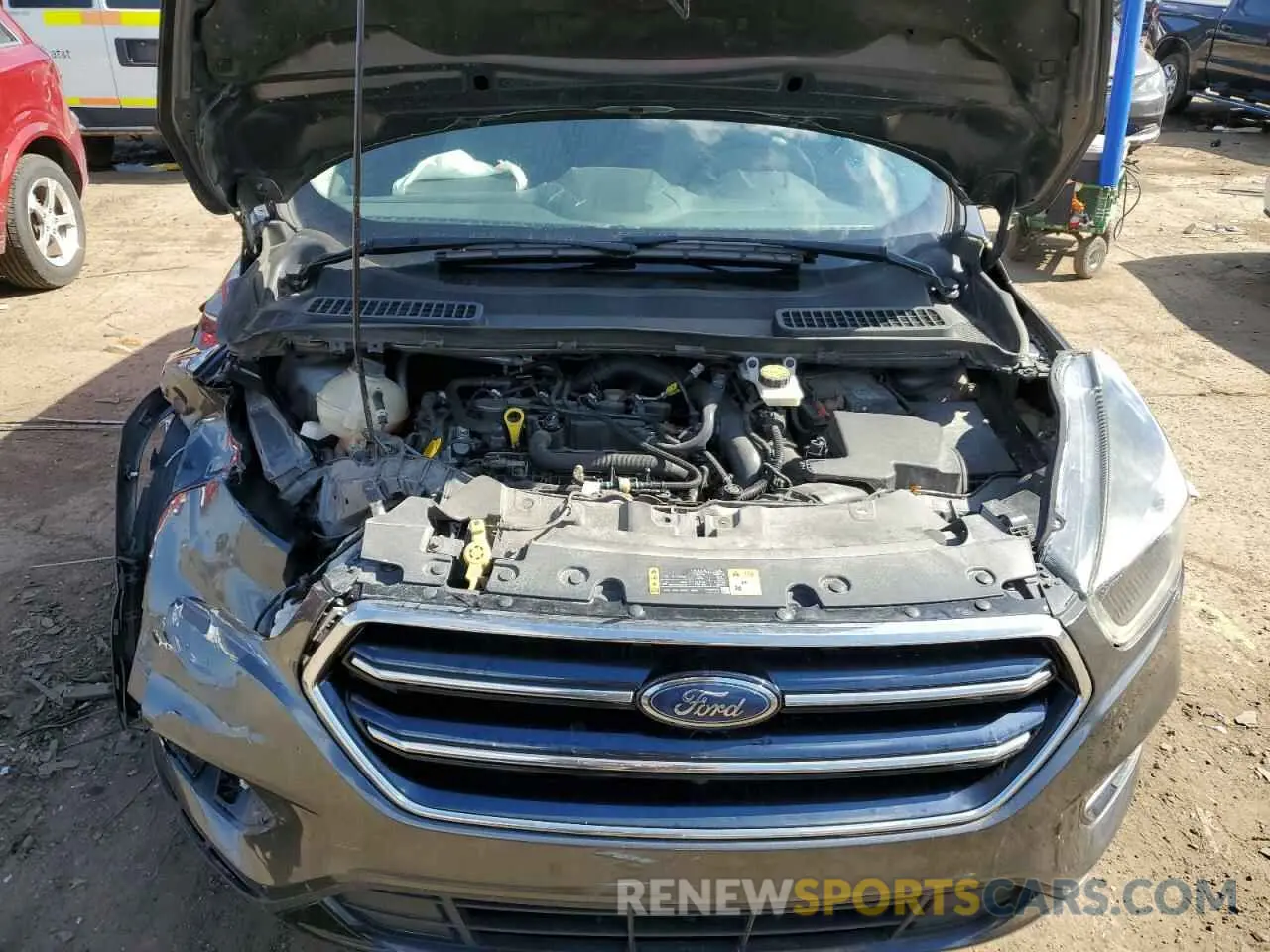 12 fotografías del automóvil dañado 1FMCU9GD9KUA32693 FORD ESCAPE 2019