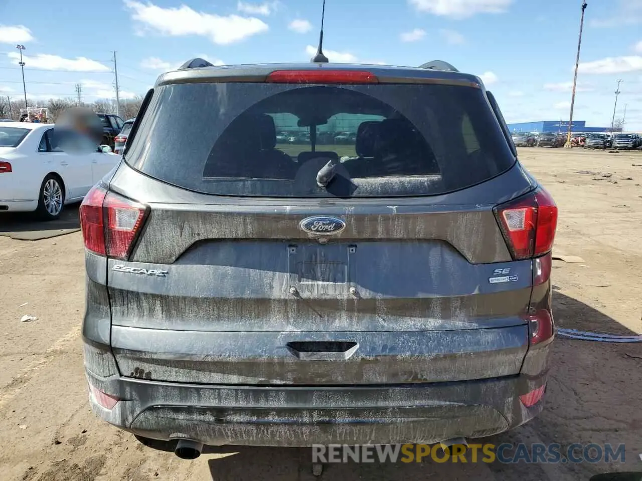 6 fotografías del automóvil dañado 1FMCU9GD9KUA32693 FORD ESCAPE 2019