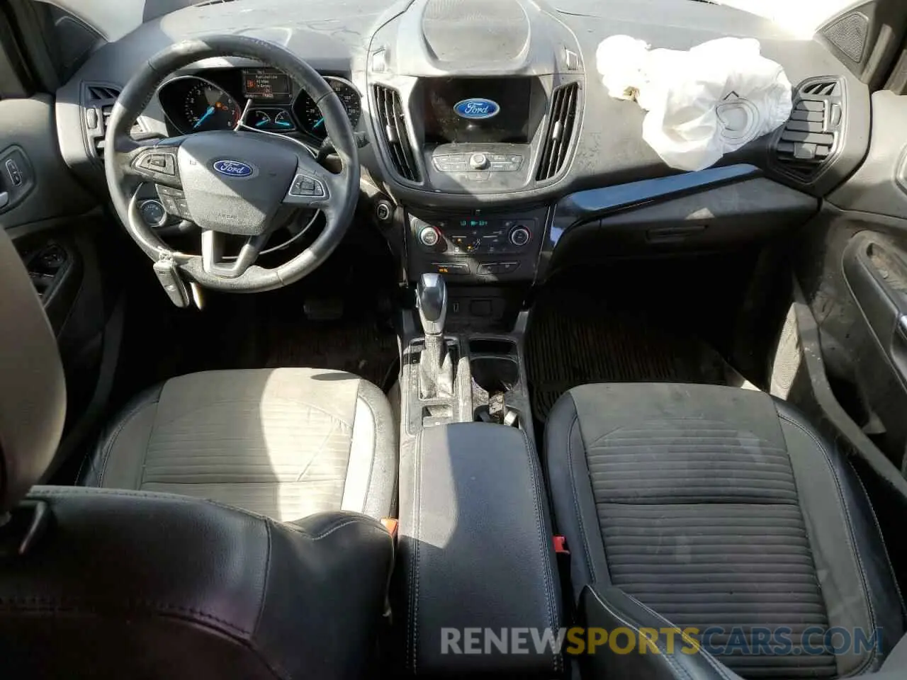 8 fotografías del automóvil dañado 1FMCU9GD9KUA32693 FORD ESCAPE 2019