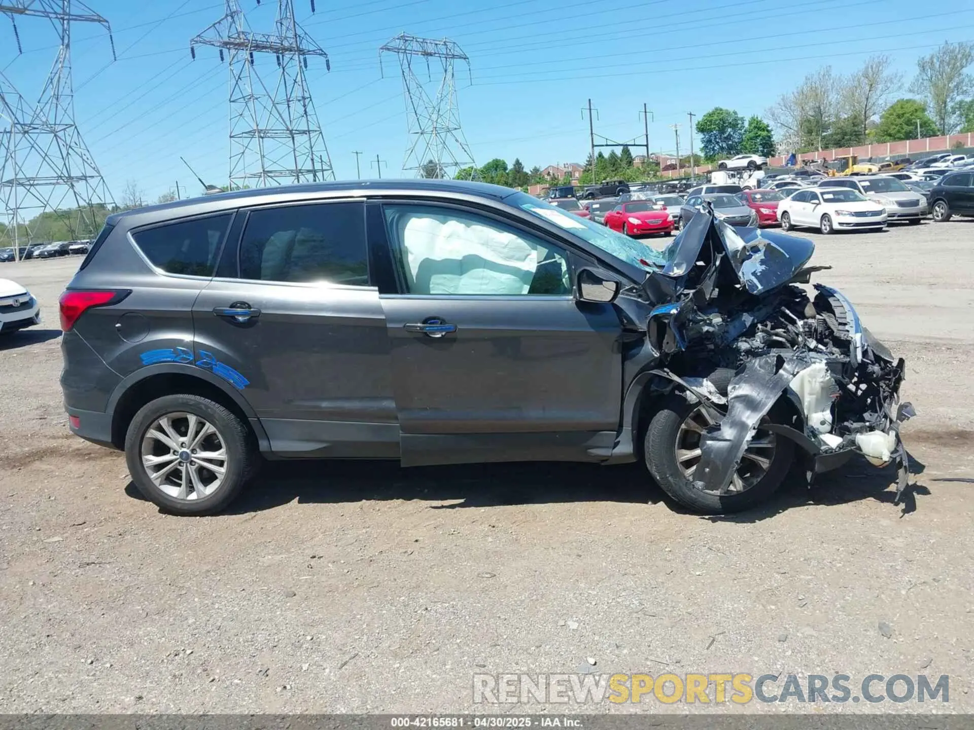 13 fotografías del automóvil dañado 1FMCU9GD9KUA70330 FORD ESCAPE 2019