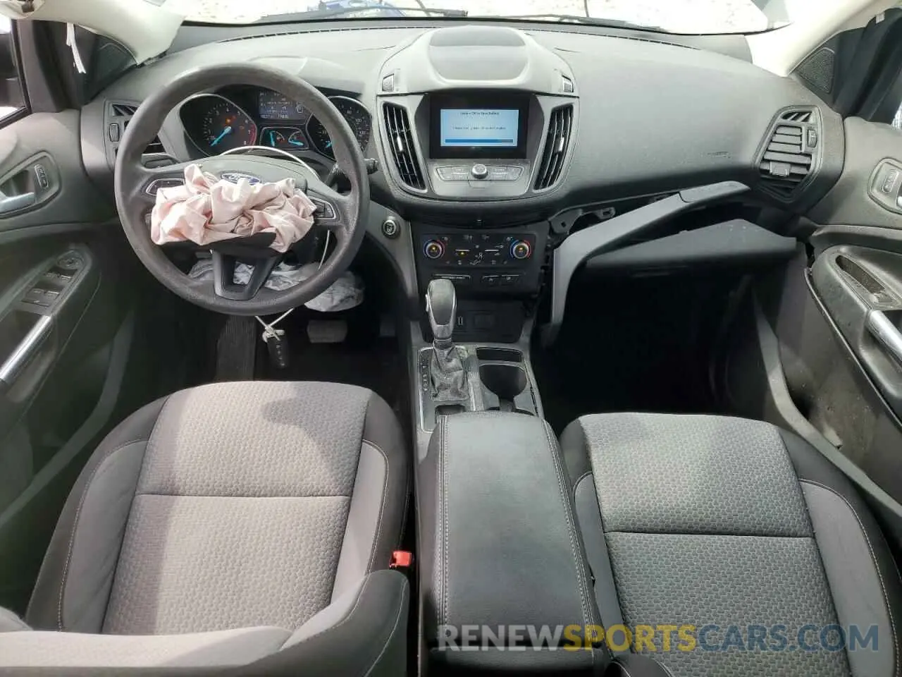 8 fotografías del automóvil dañado 1FMCU9GD9KUA75639 FORD ESCAPE 2019