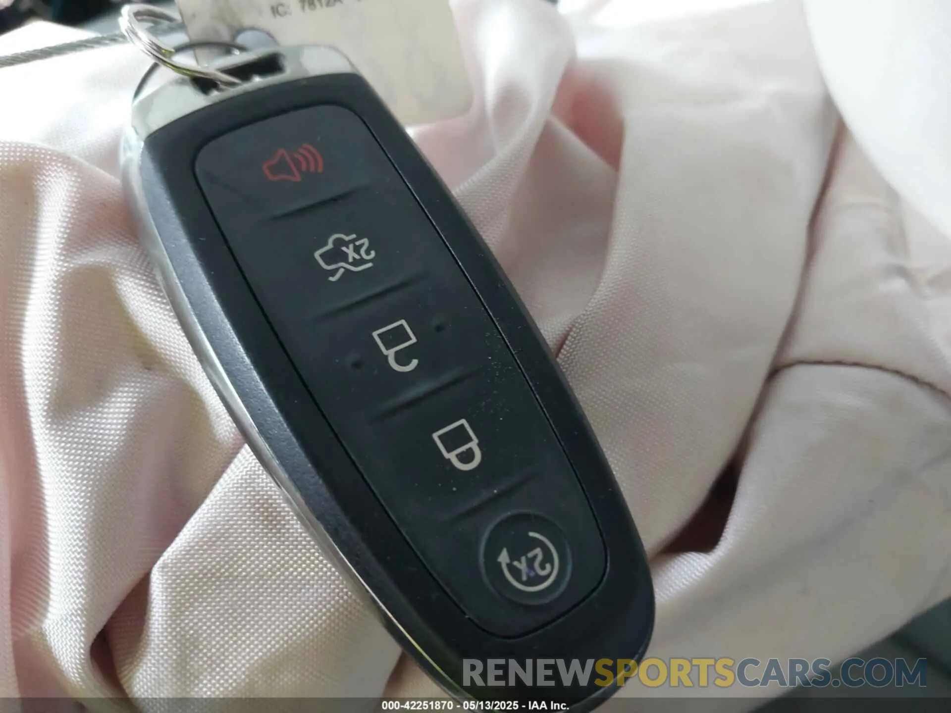 11 fotografías del automóvil dañado 1FMCU9GD9KUA91470 FORD ESCAPE 2019