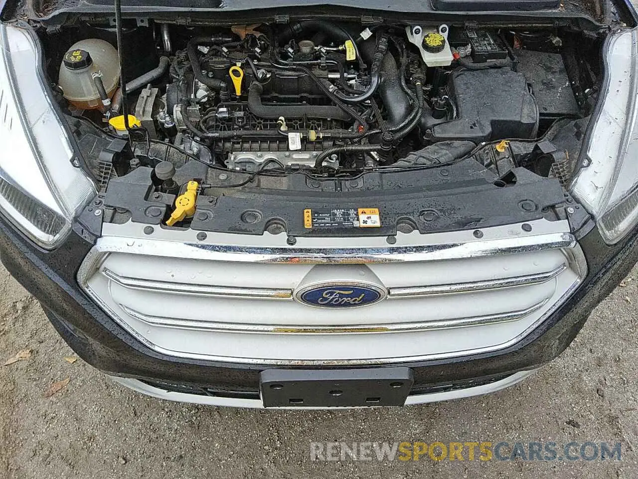11 fotografías del automóvil dañado 1FMCU9GD9KUB31188 FORD ESCAPE 2019