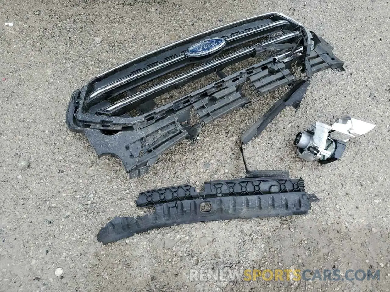 13 fotografías del automóvil dañado 1FMCU9GD9KUB99166 FORD ESCAPE 2019