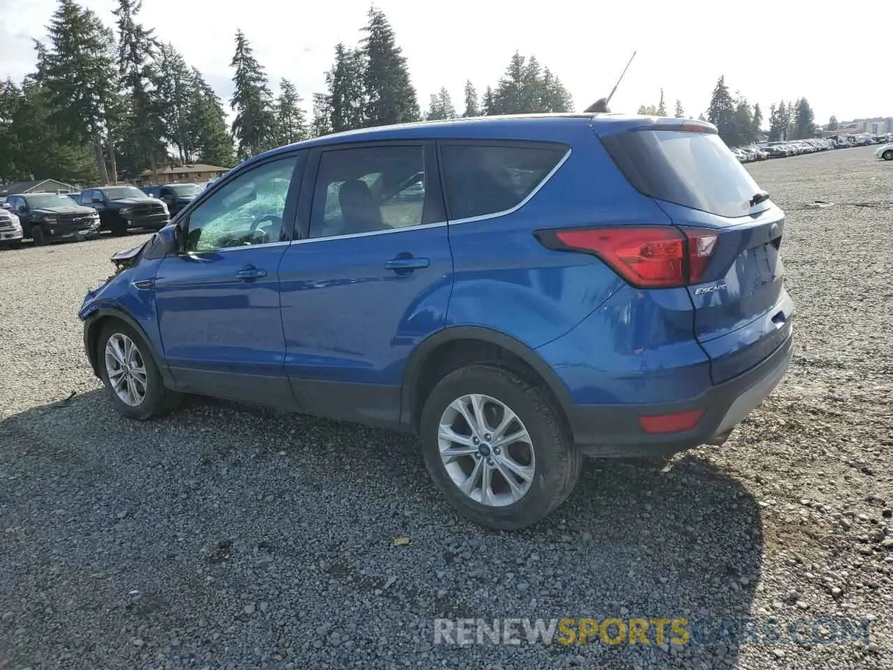 2 fotografías del automóvil dañado 1FMCU9GDXKUA21184 FORD ESCAPE 2019