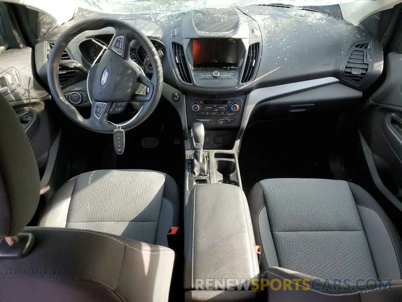 8 fotografías del automóvil dañado 1FMCU9GDXKUA21184 FORD ESCAPE 2019