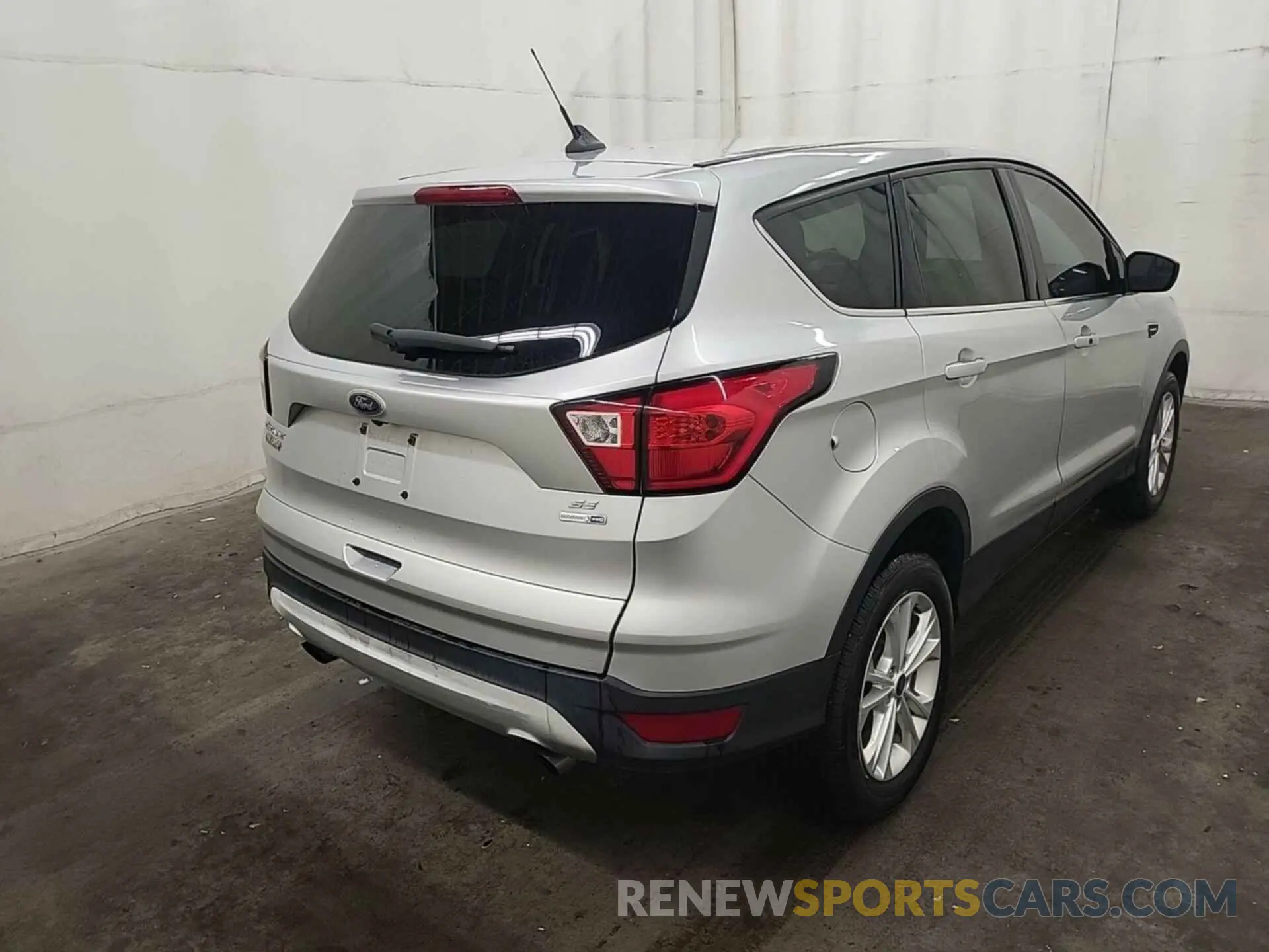 7 fotografías del automóvil dañado 1FMCU9GDXKUB27277 FORD ESCAPE 2019