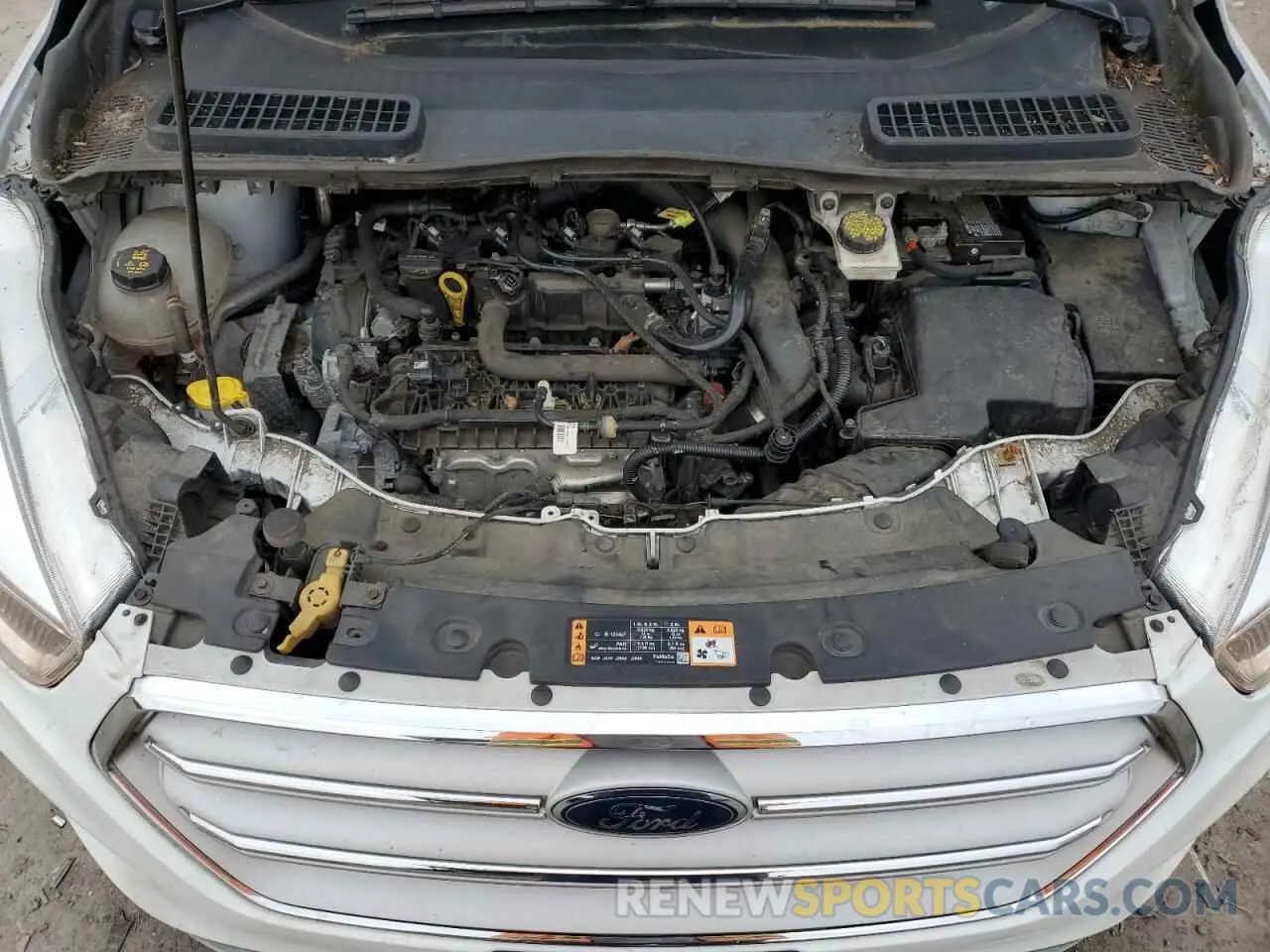 12 fotografías del automóvil dañado 1FMCU9GDXKUB96437 FORD ESCAPE 2019