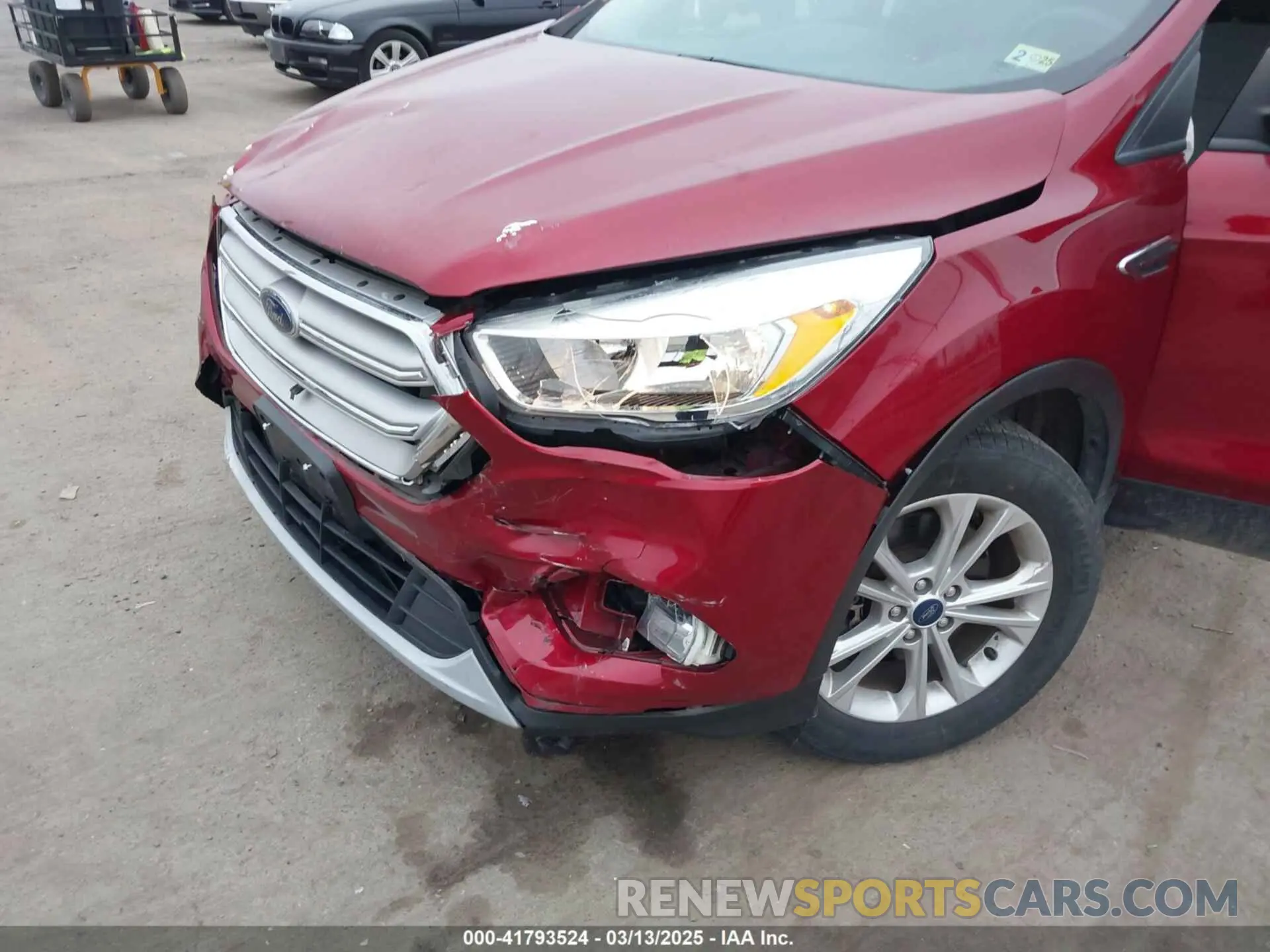 6 fotografías del automóvil dañado 1FMCU9GDXKUC35625 FORD ESCAPE 2019
