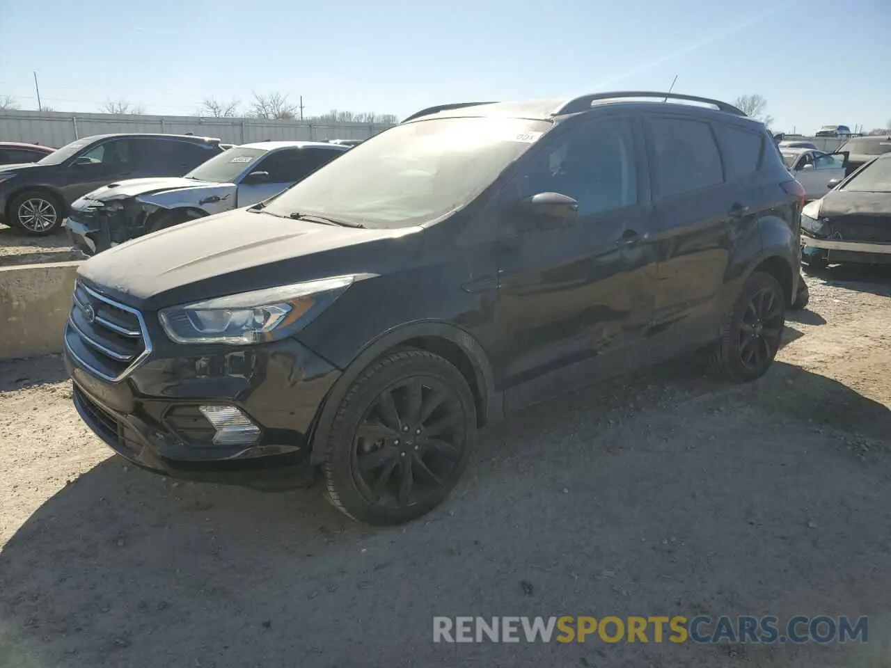 1 fotografías del automóvil dañado 1FMCU9GDXKUC56619 FORD ESCAPE 2019