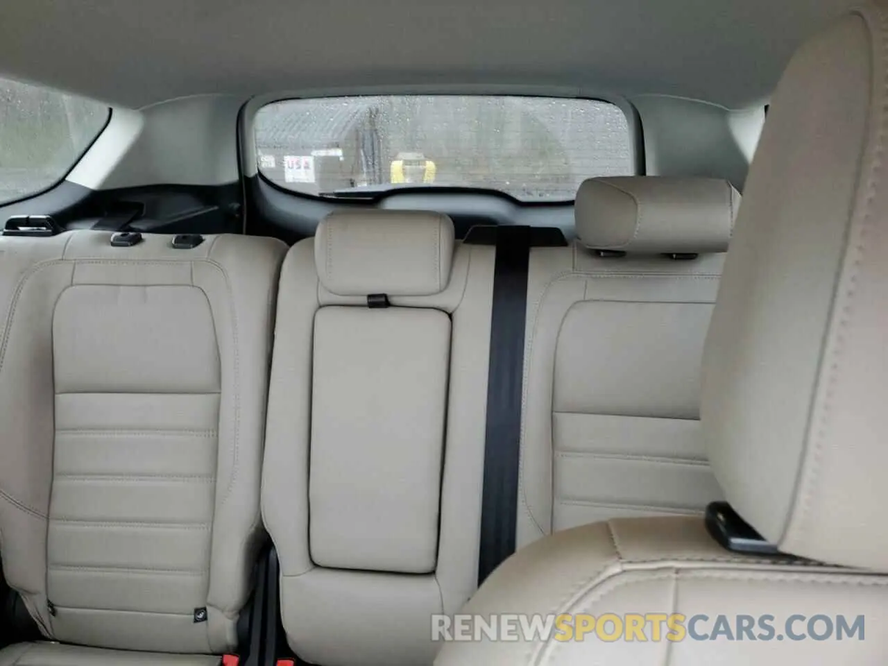 10 fotografías del automóvil dañado 1FMCU9HD0KUA83546 FORD ESCAPE 2019
