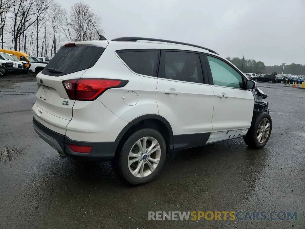 3 fotografías del automóvil dañado 1FMCU9HD0KUA83546 FORD ESCAPE 2019