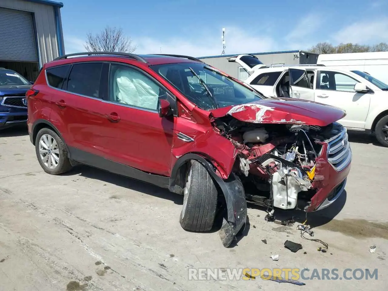 4 fotografías del automóvil dañado 1FMCU9HD0KUB43745 FORD ESCAPE 2019