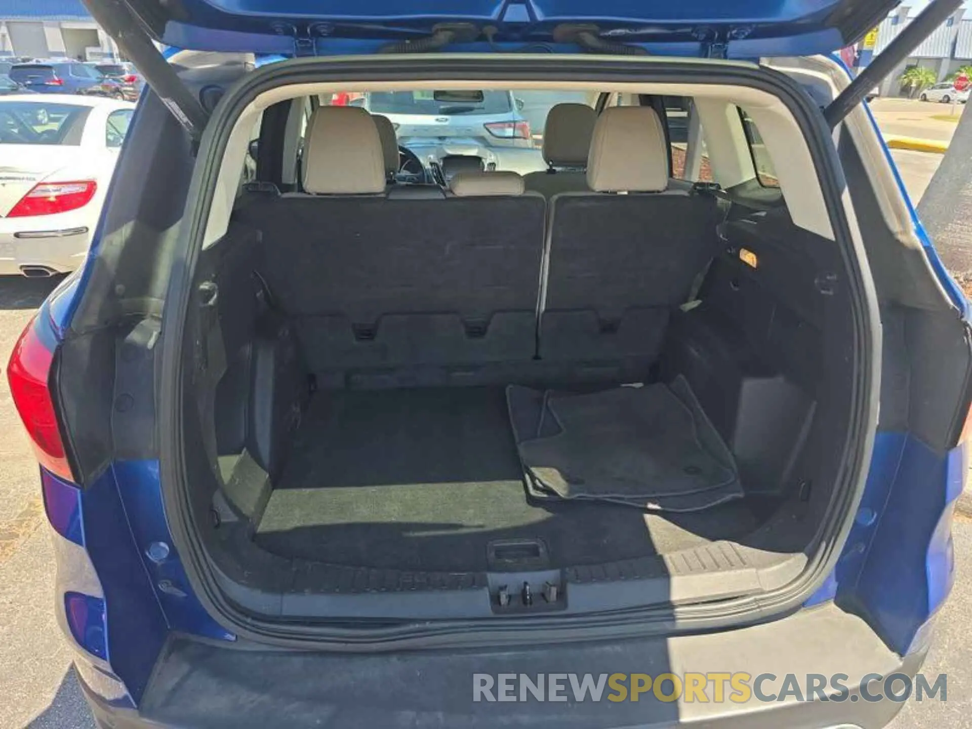 7 fotografías del automóvil dañado 1FMCU9HD1KUA65573 FORD ESCAPE 2019