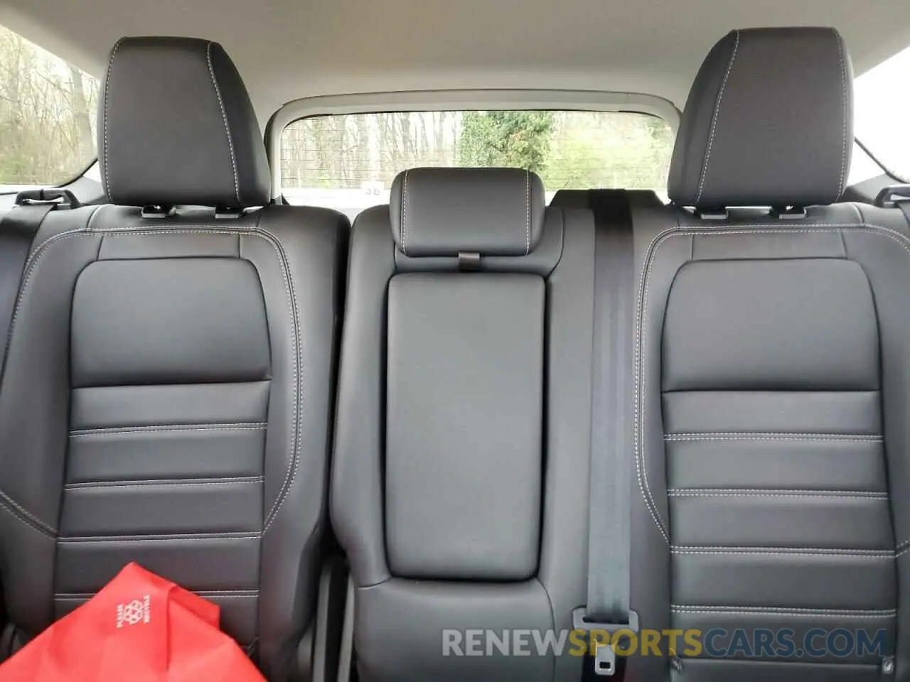10 fotografías del automóvil dañado 1FMCU9HD1KUB18918 FORD ESCAPE 2019