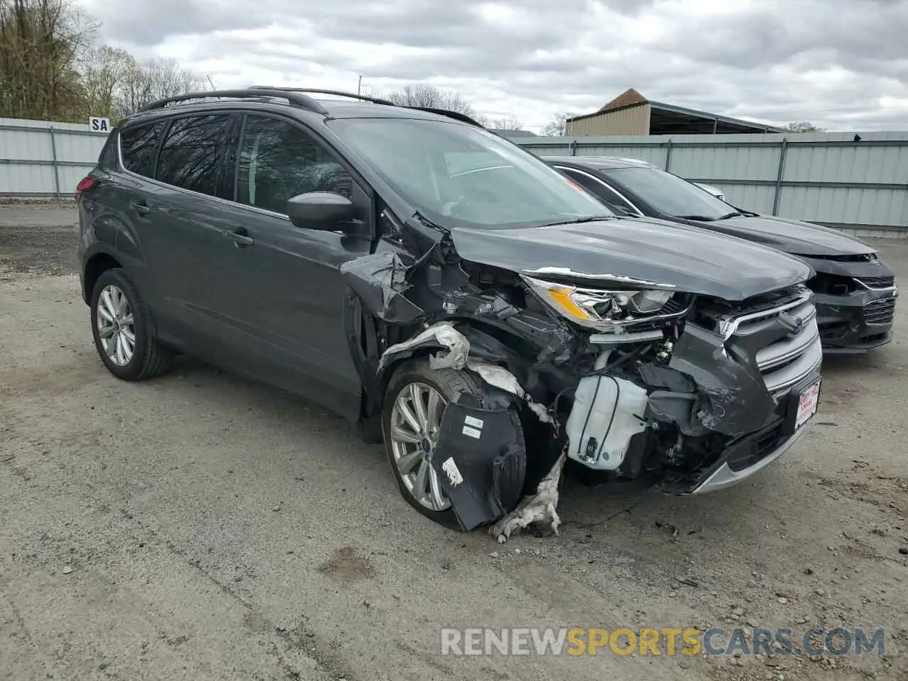 4 fotografías del automóvil dañado 1FMCU9HD1KUB18918 FORD ESCAPE 2019