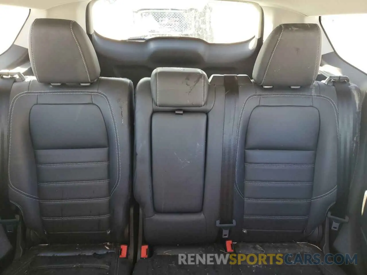 10 fotografías del automóvil dañado 1FMCU9HD1KUB23195 FORD ESCAPE 2019
