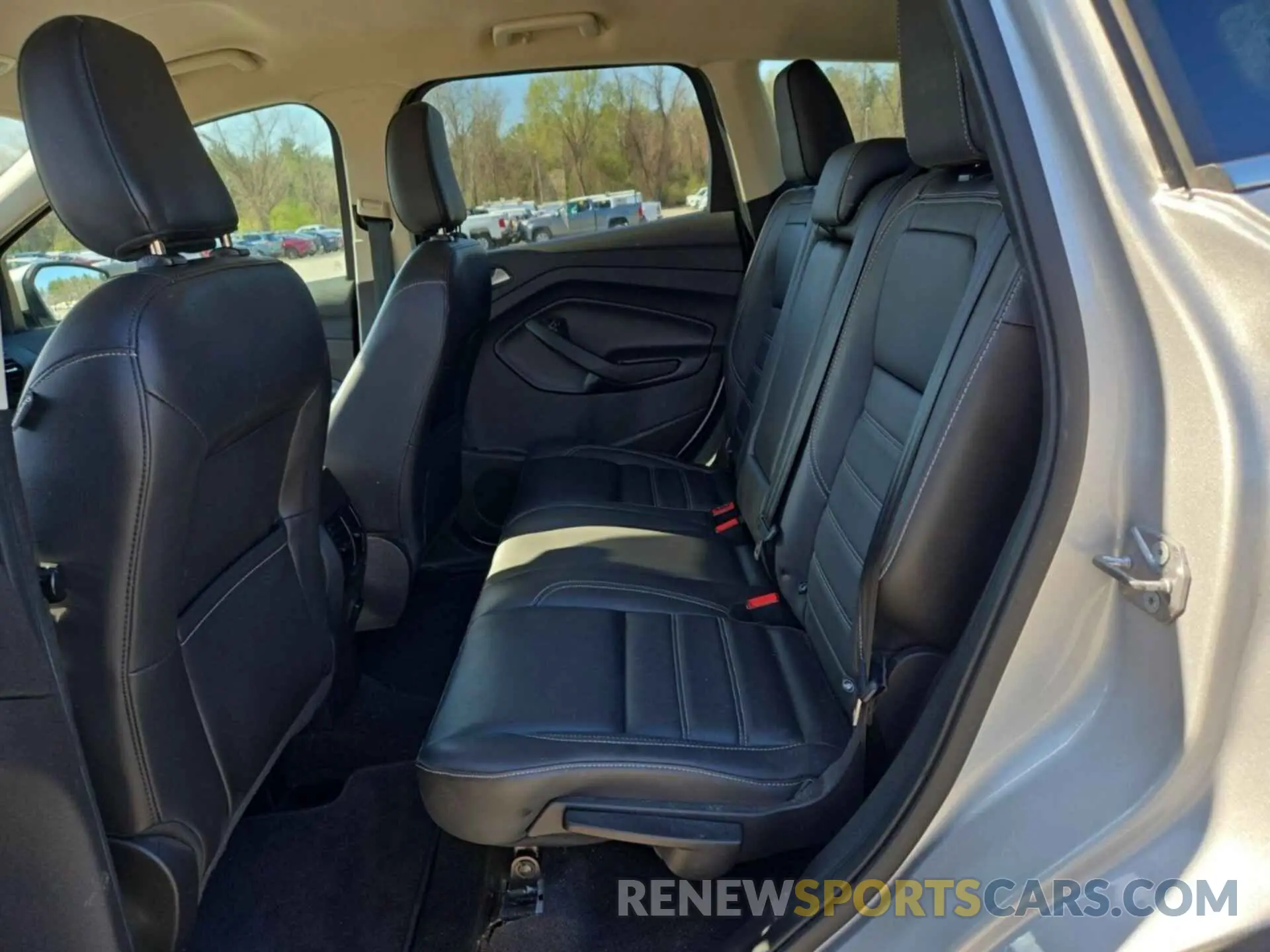 22 fotografías del automóvil dañado 1FMCU9HD2KUA72581 FORD ESCAPE 2019
