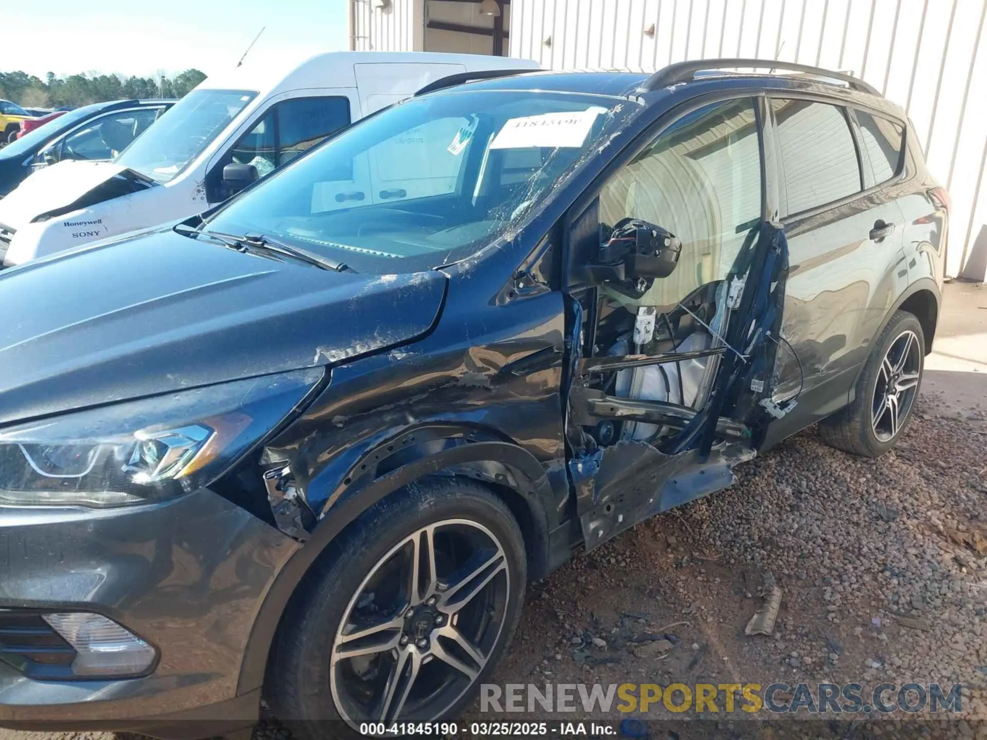 6 fotografías del automóvil dañado 1FMCU9HD2KUC45385 FORD ESCAPE 2019