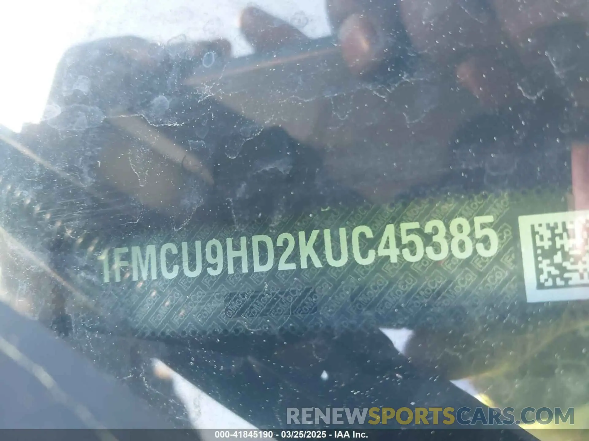9 fotografías del automóvil dañado 1FMCU9HD2KUC45385 FORD ESCAPE 2019