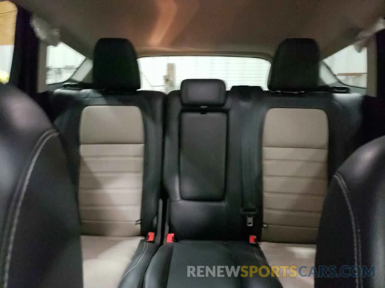 10 fotografías del automóvil dañado 1FMCU9HD3KUA97540 FORD ESCAPE 2019