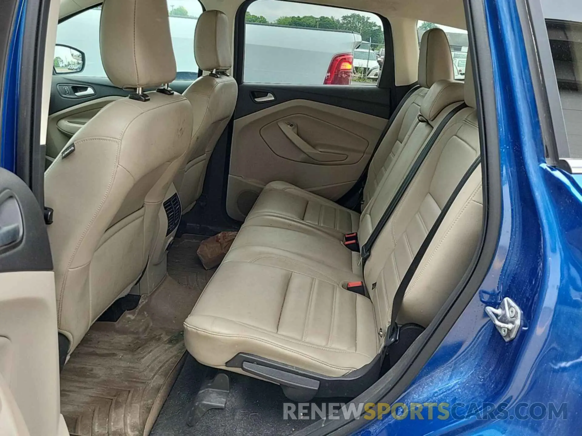 2 fotografías del automóvil dañado 1FMCU9HD4KUA19610 FORD ESCAPE 2019