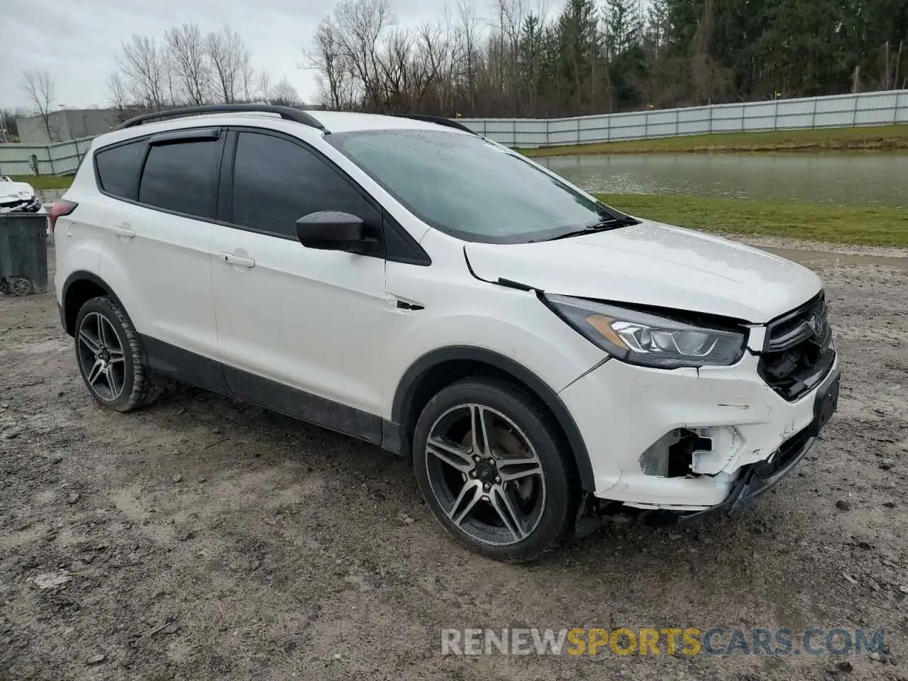 4 fotografías del automóvil dañado 1FMCU9HD4KUA76213 FORD ESCAPE 2019