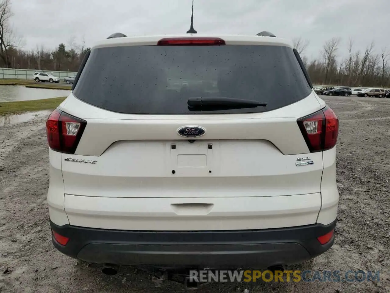 6 fotografías del automóvil dañado 1FMCU9HD4KUA76213 FORD ESCAPE 2019