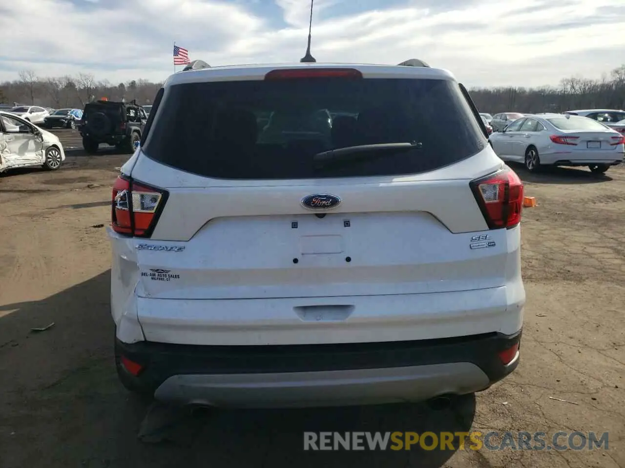 6 fotografías del automóvil dañado 1FMCU9HD4KUB17729 FORD ESCAPE 2019