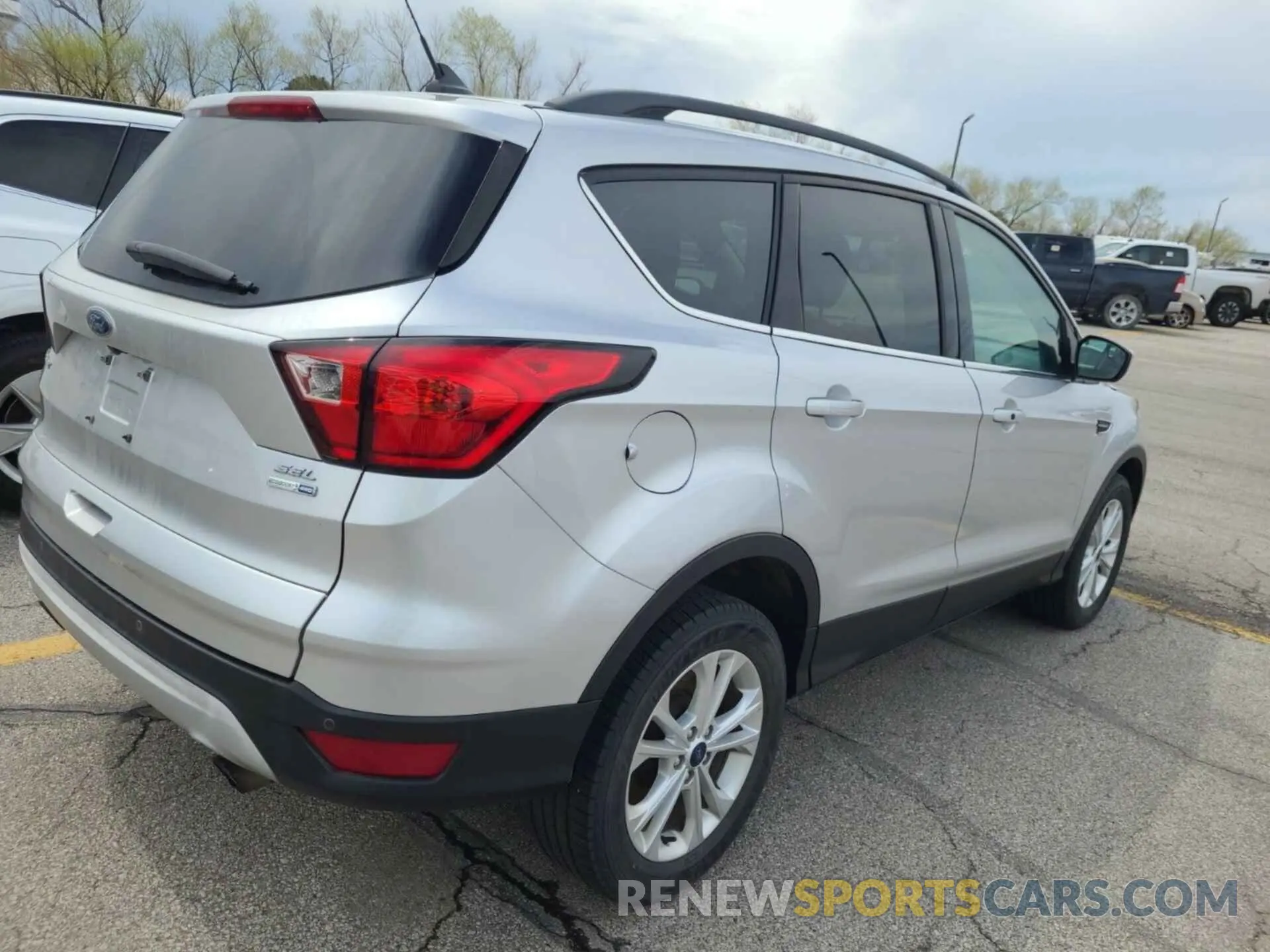 17 fotografías del automóvil dañado 1FMCU9HD4KUC07849 FORD ESCAPE 2019