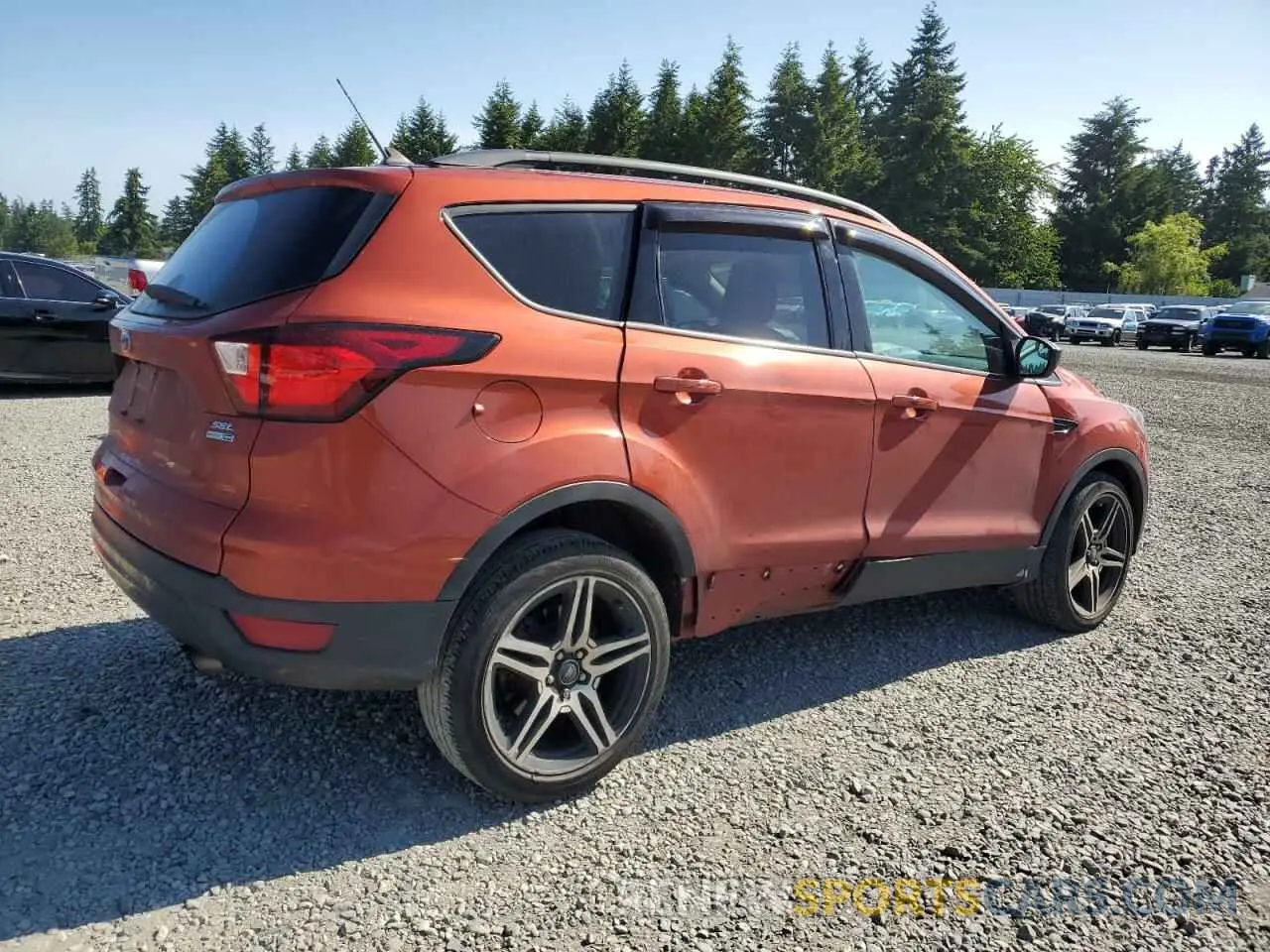 3 fotografías del automóvil dañado 1FMCU9HD5KUA96289 FORD ESCAPE 2019