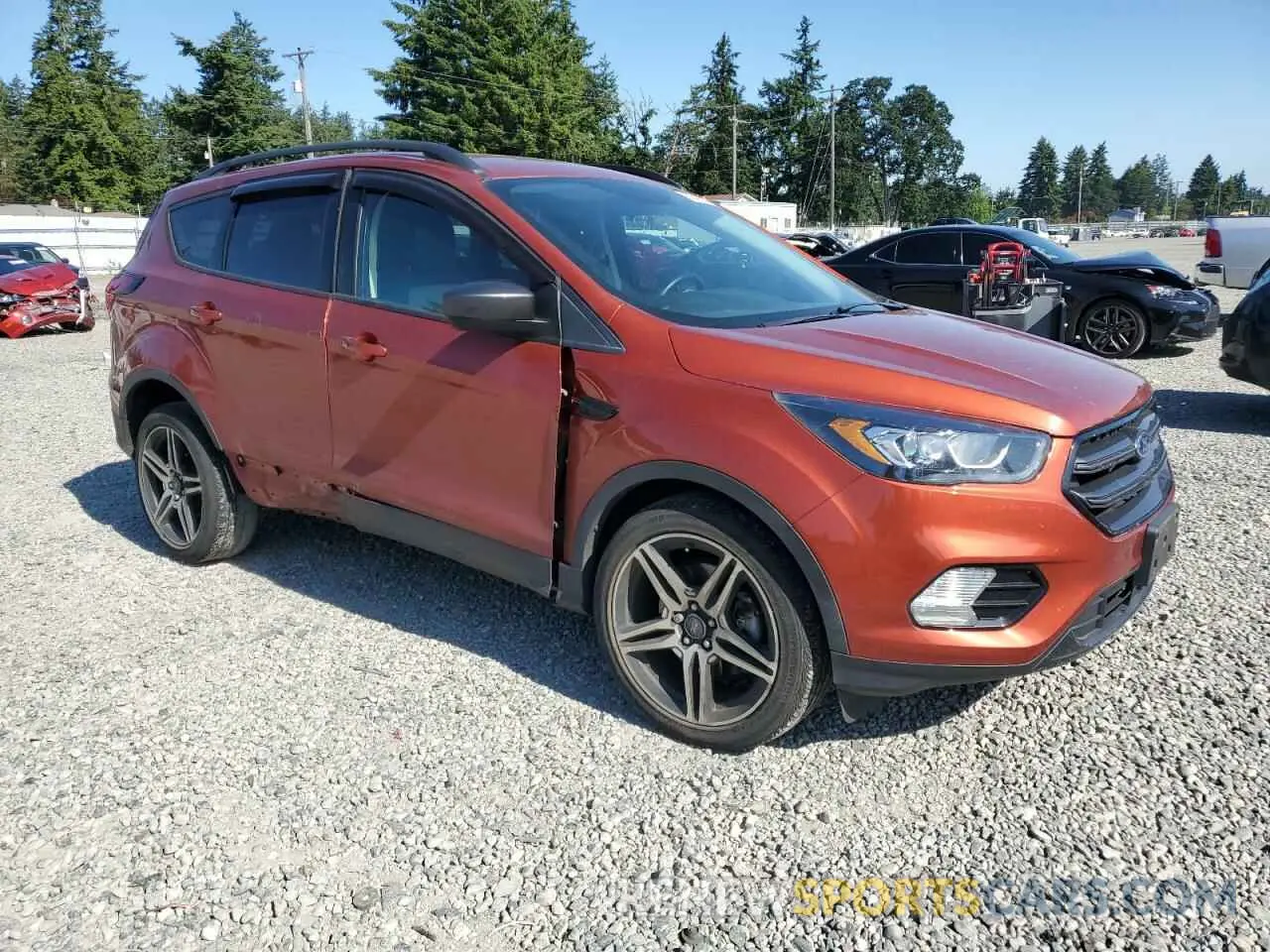 4 fotografías del automóvil dañado 1FMCU9HD5KUA96289 FORD ESCAPE 2019