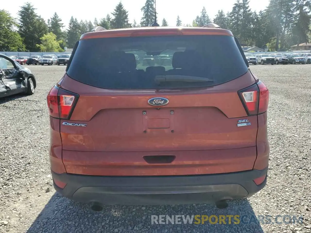 6 fotografías del automóvil dañado 1FMCU9HD5KUA96289 FORD ESCAPE 2019
