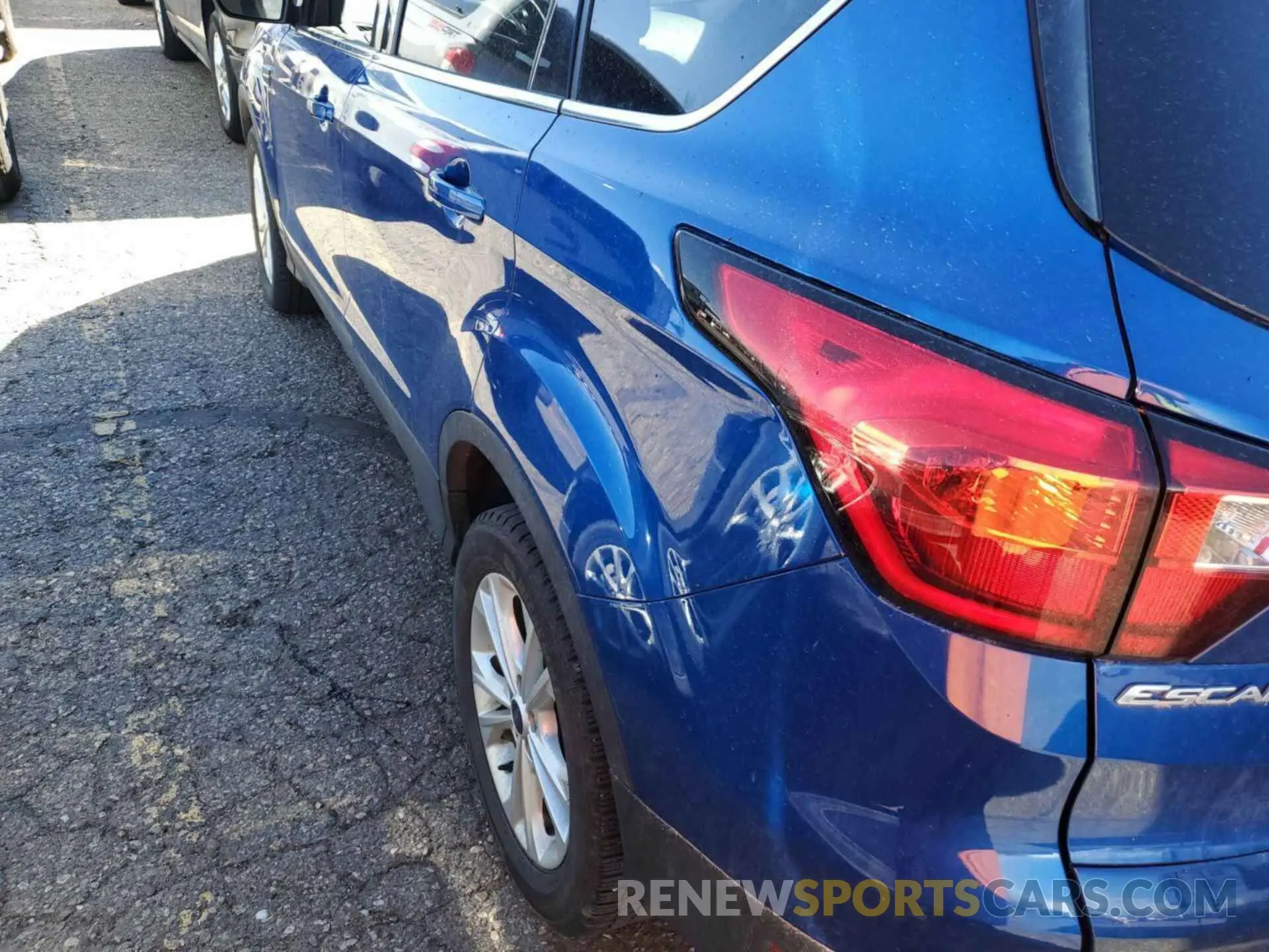 19 fotografías del automóvil dañado 1FMCU9HD5KUB82489 FORD ESCAPE 2019