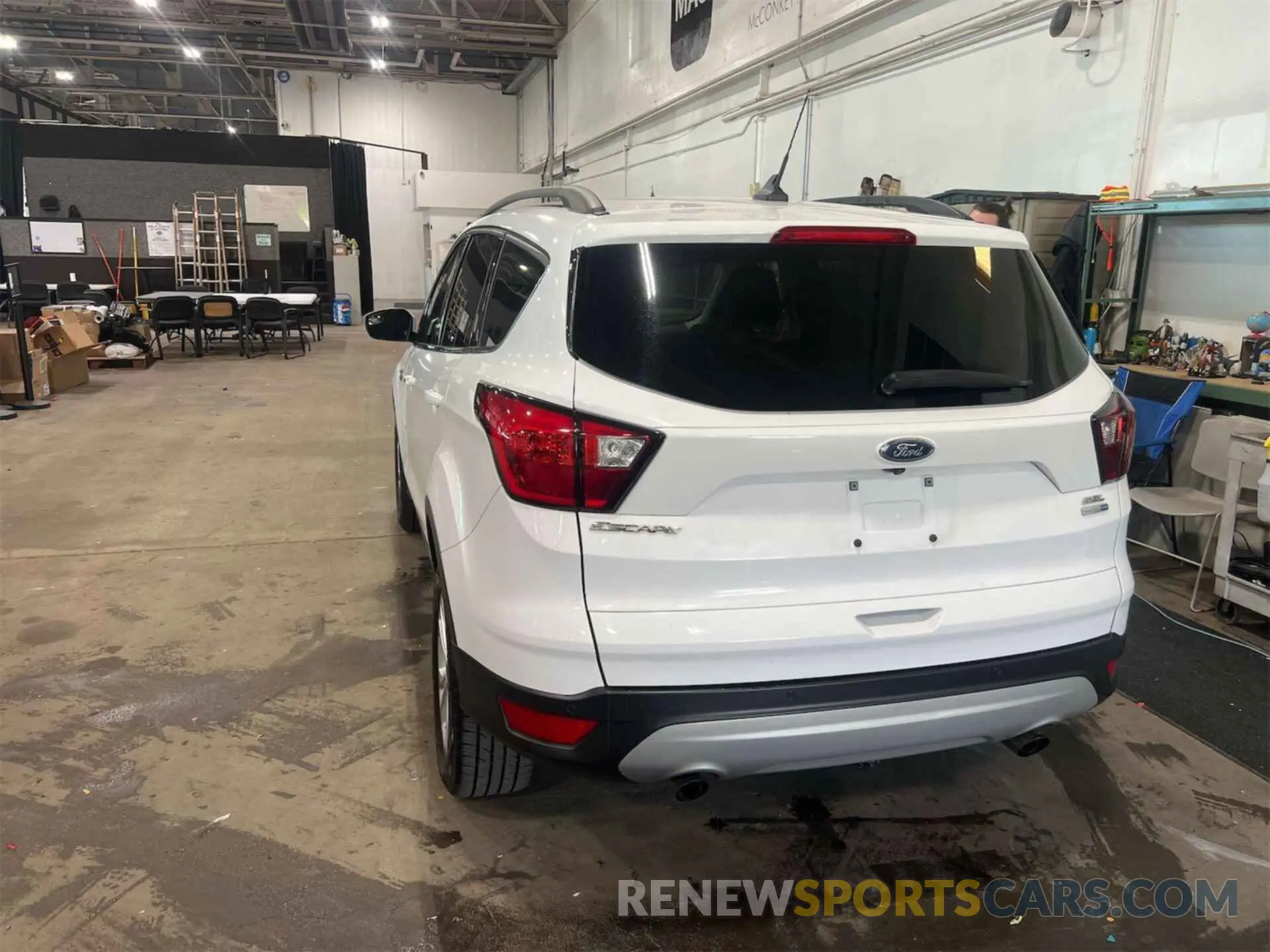22 fotografías del automóvil dañado 1FMCU9HD5KUC07956 FORD ESCAPE 2019